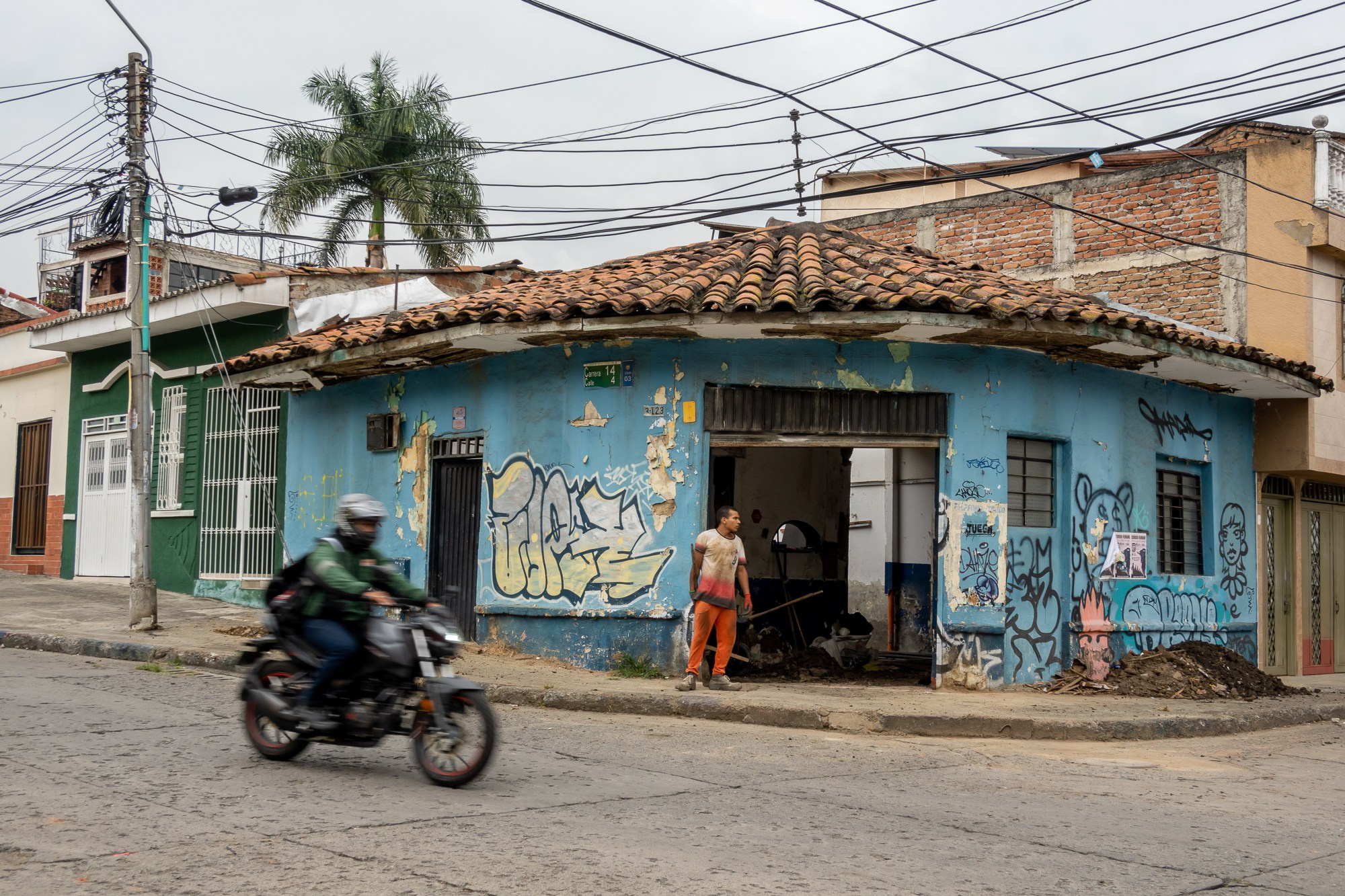 Фотограф Алексей Скоробогатько. Колумбия, г. Кали. Photographer Alexey Skorobogatko. Cali, Colombia. Фотограф Алексей Скоробогатько