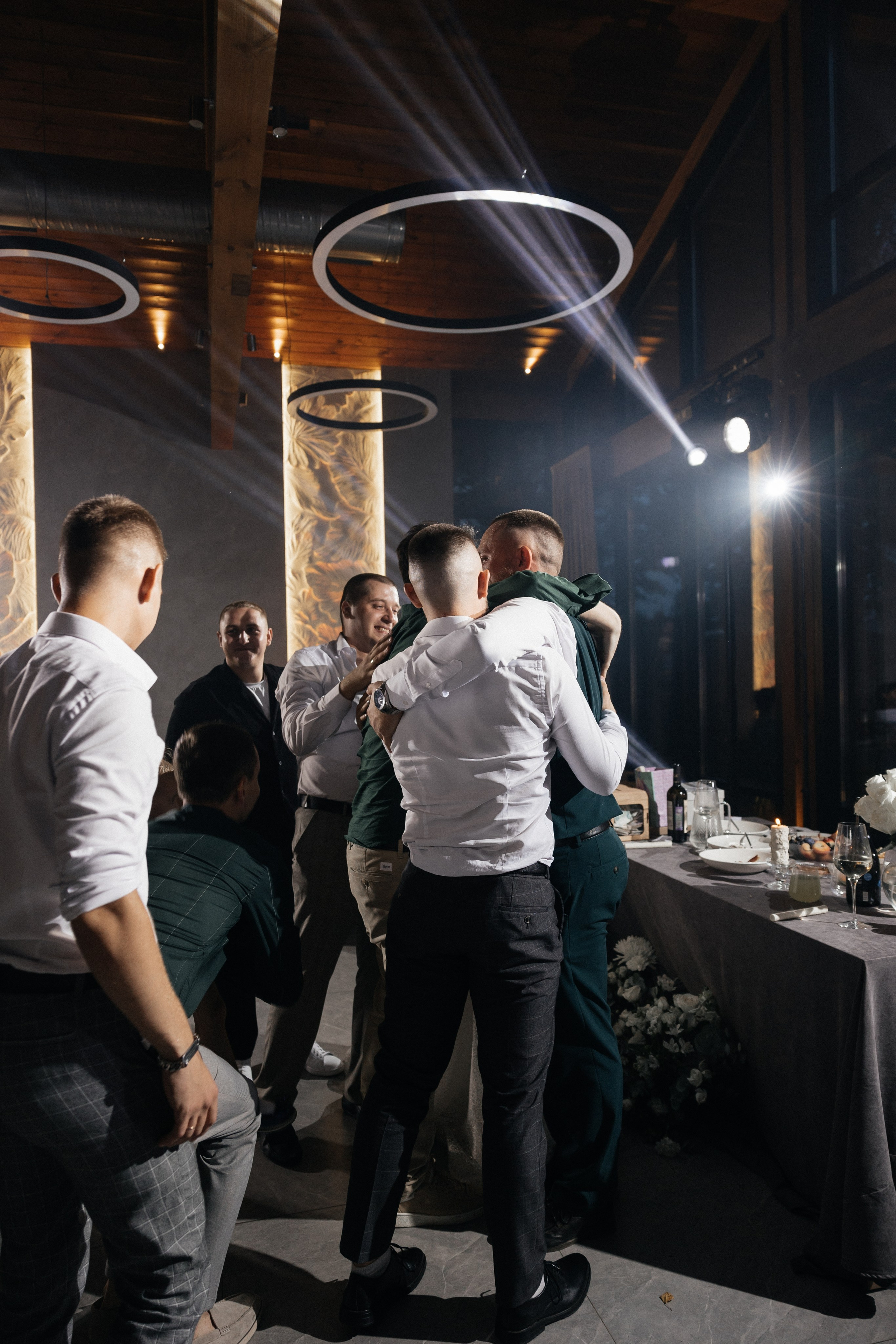 Свадебная история. Лесной Виладж. Свадебный и семейный фотограф Рассказова Виктория