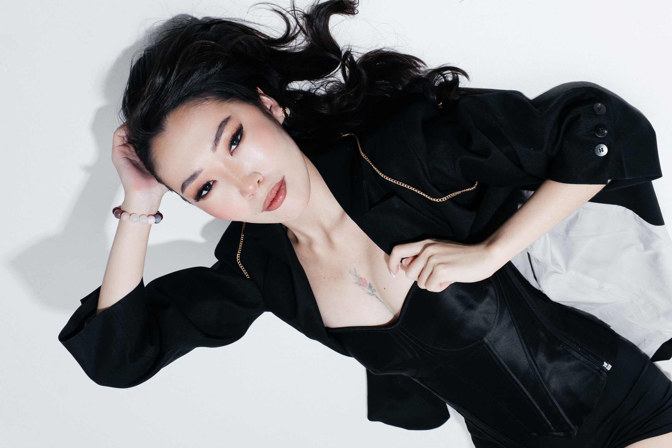 Женский портрет Якутск, женская фотосессия Якутск. Фотограф Якутск Зоя Николаева