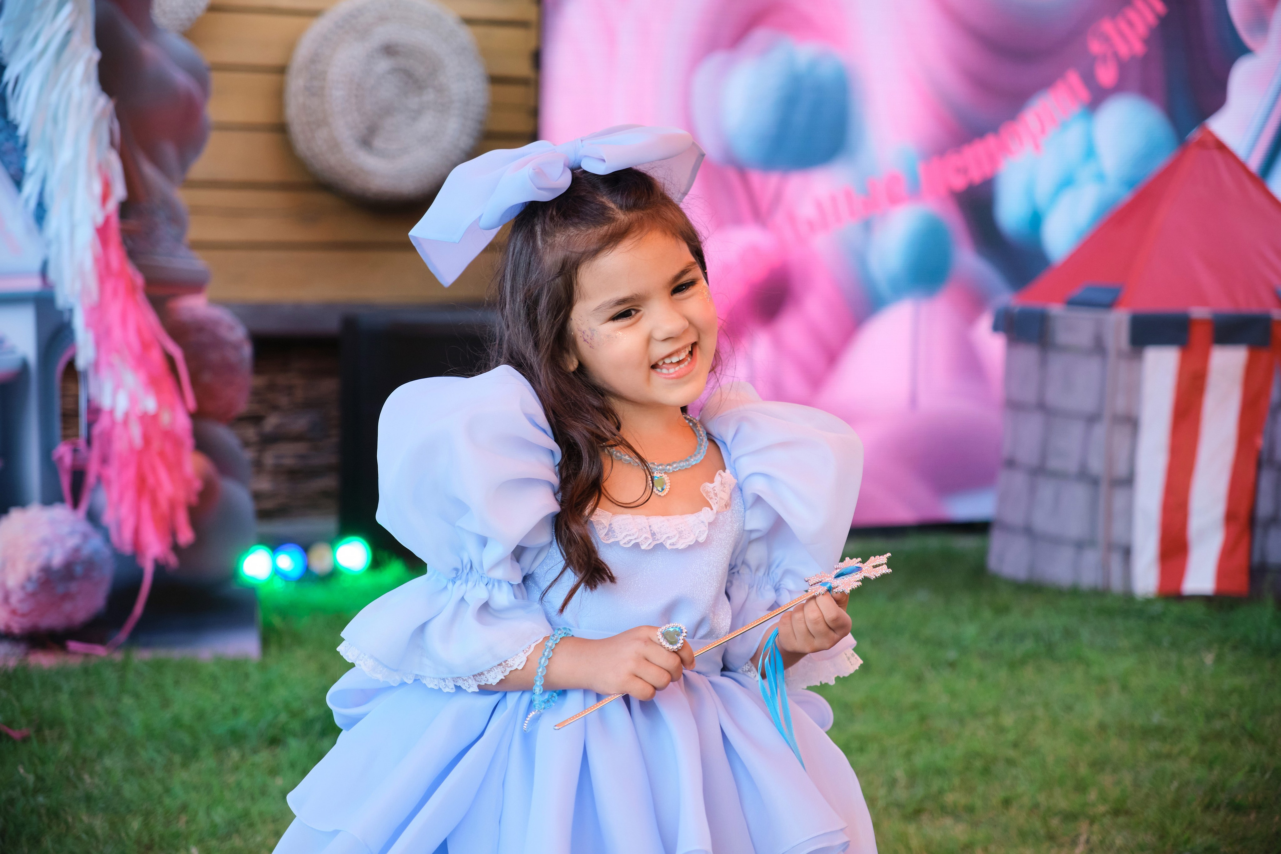 Фотосъёмка детского дня рождения Арианы. Репортажный фотограф Дмитрий Литвинский. Минск, Беларусь, мир