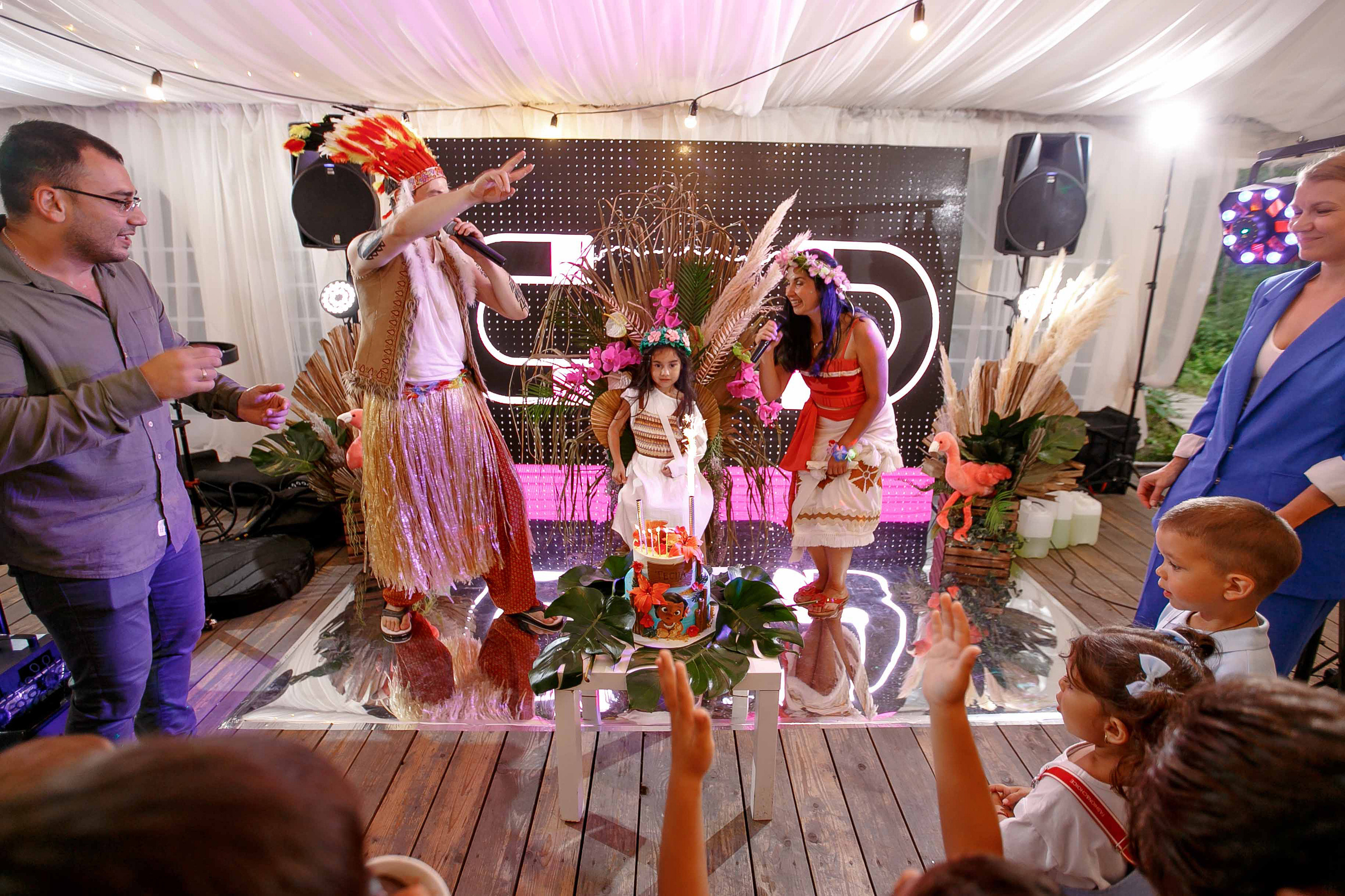 Площадка «Ёлки парк». Ваш репортажный фотограф Артемий Антонов