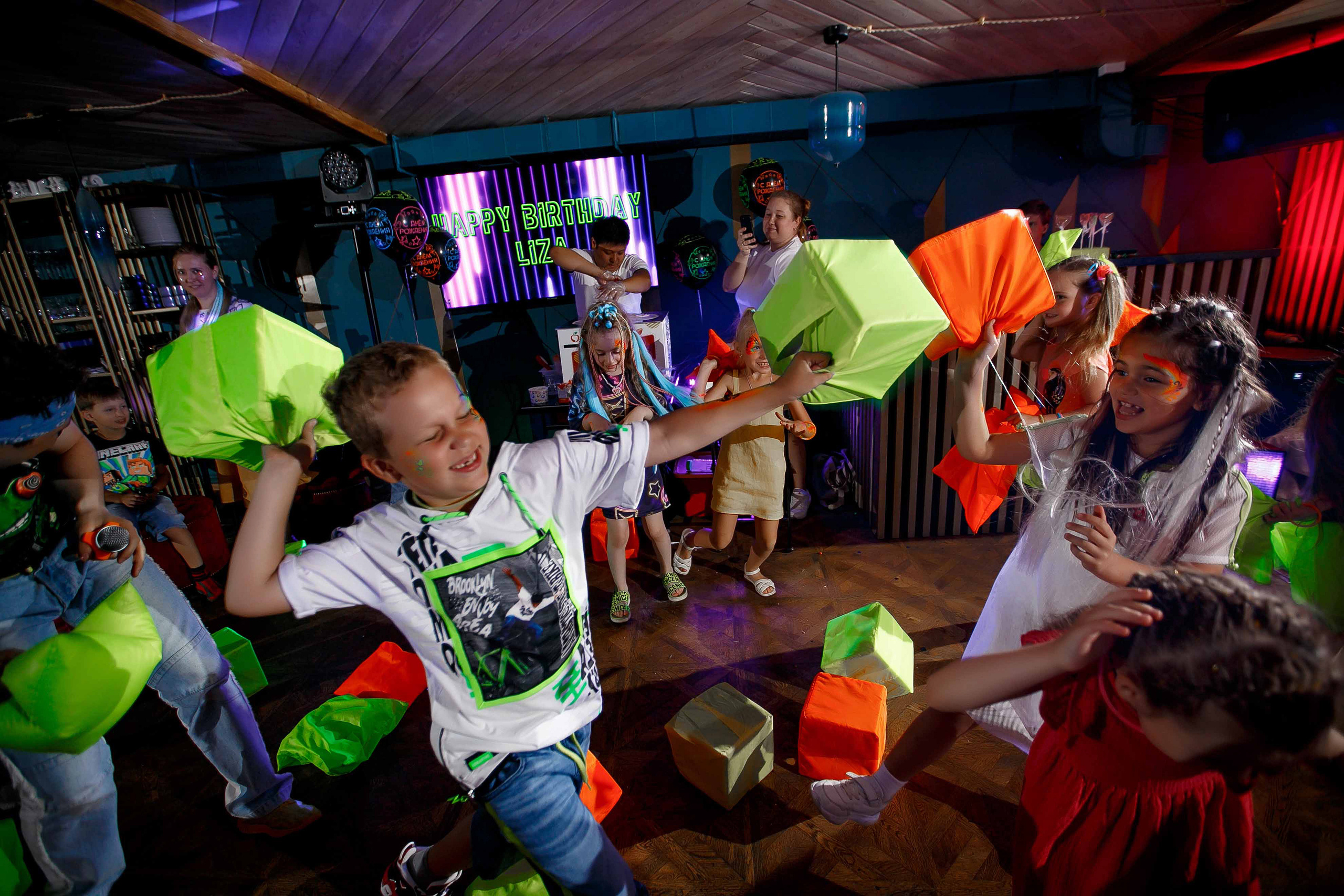 Площадка «Белый кролик». Ваш репортажный фотограф Артемий Антонов