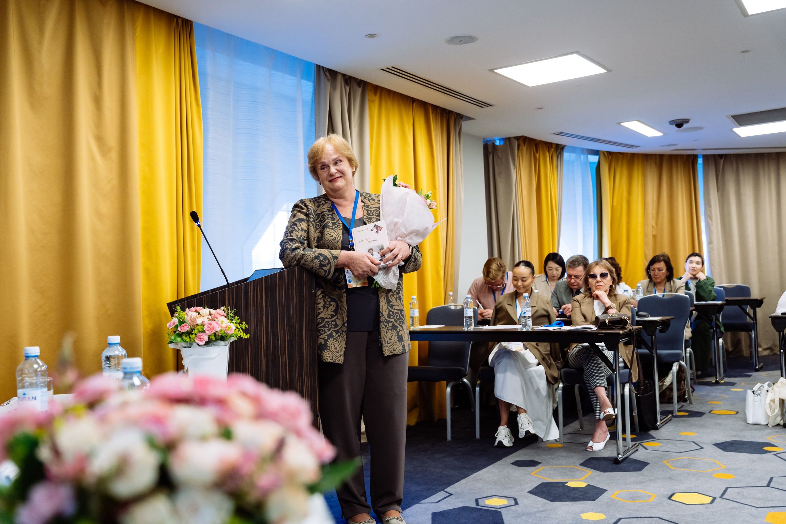 Конференция Мед Знания. Репортажный фотограф в Астане — Диана Калтаева, портретный фотограф