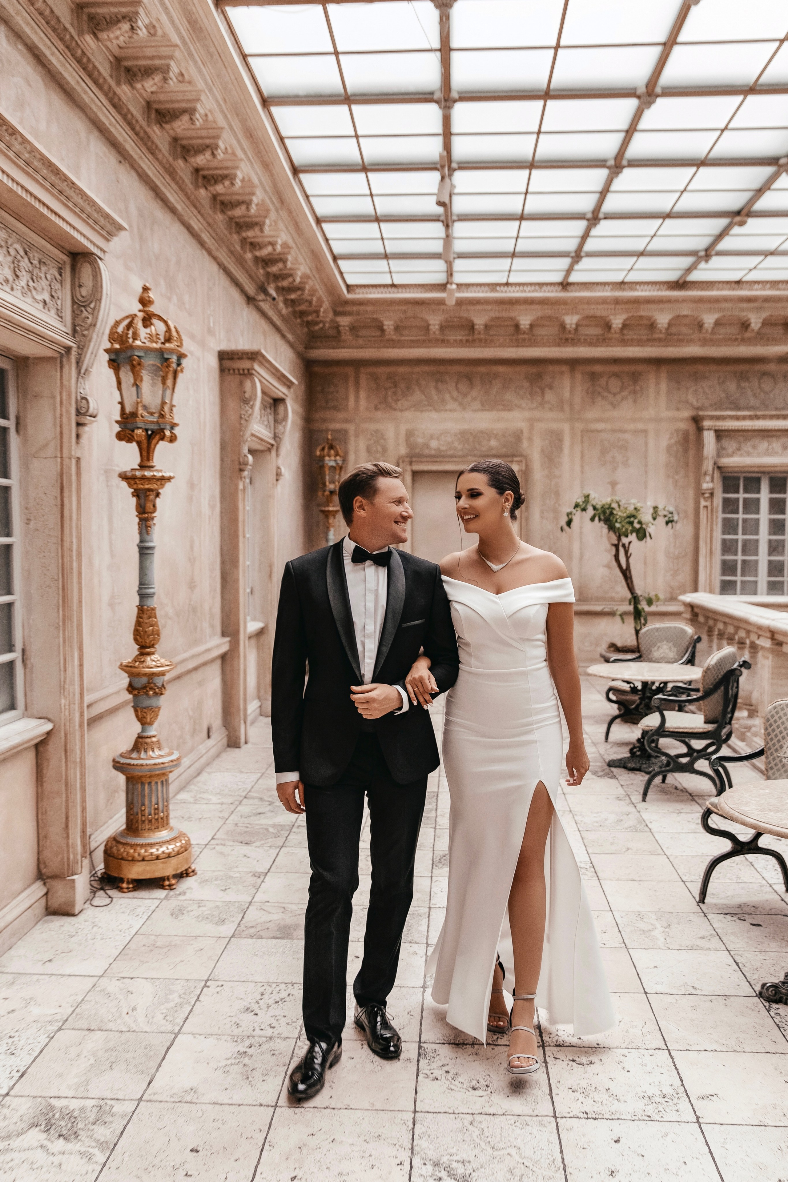 Свадебная фотосессия в ресторане Турандот. Главная