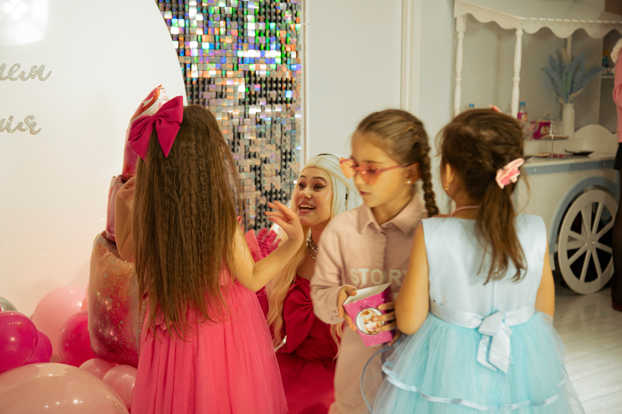 Репортаж: ДР в Барбиленде