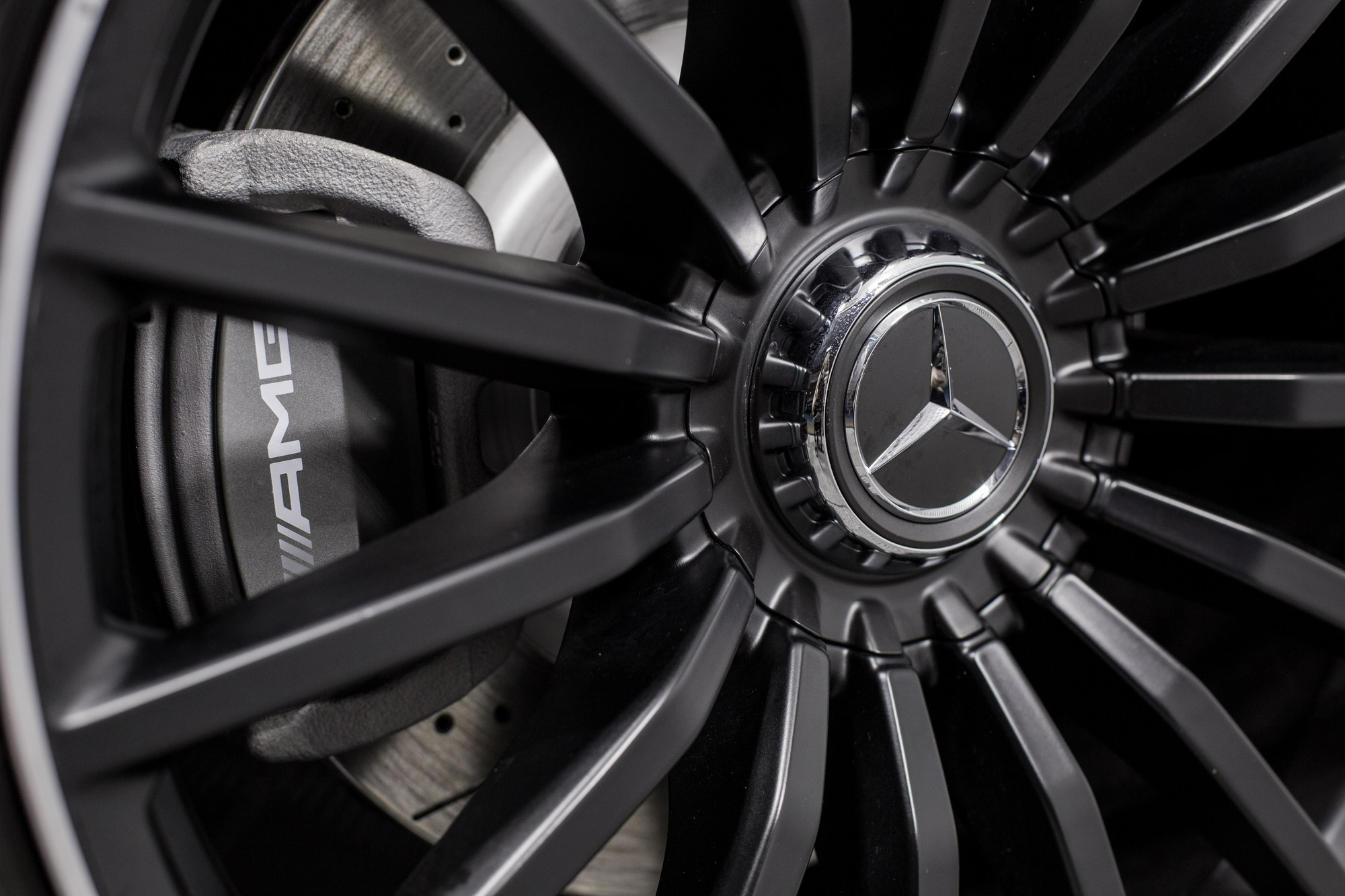 Рекламная съемка автомобилей. Автоспортивный бренд фотограф в Москве — Виктория Логинова