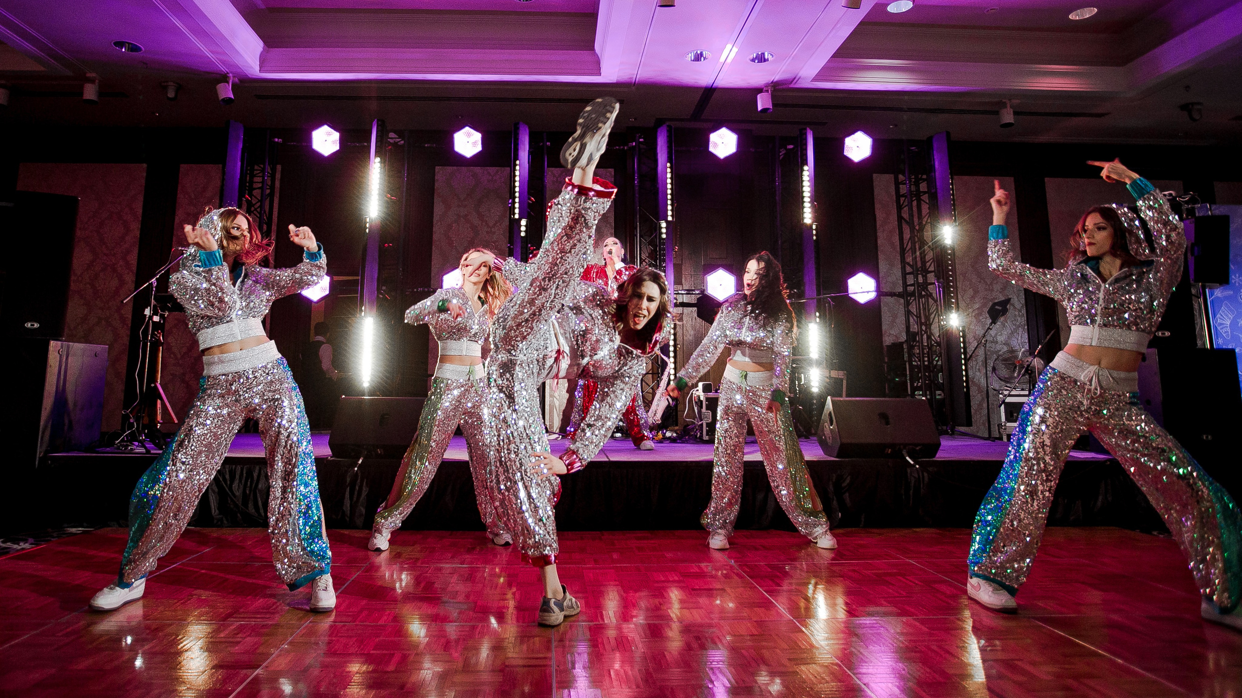 Фотосъемка новогоднего корпоратива компании CD. Репортажный фотограф Борис Геер