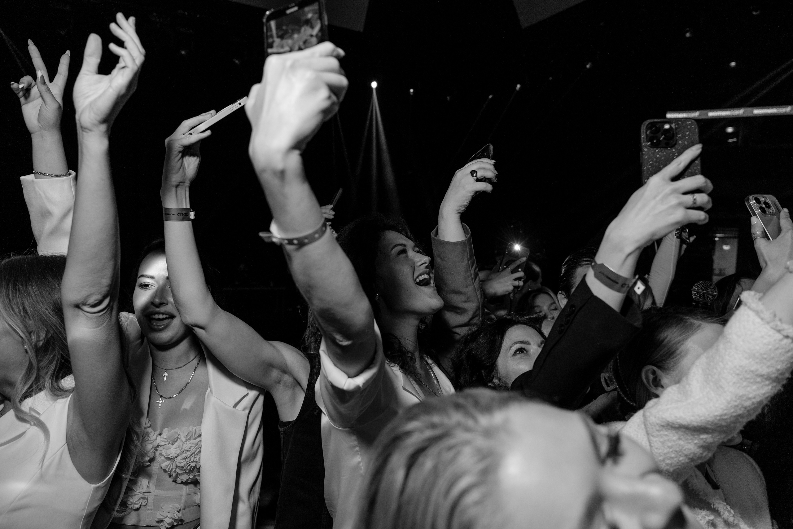 Фотограф на самую масштабную женскую конференцию в России WomenConf. Репортажный фотограф Москва Сергей Дружинин