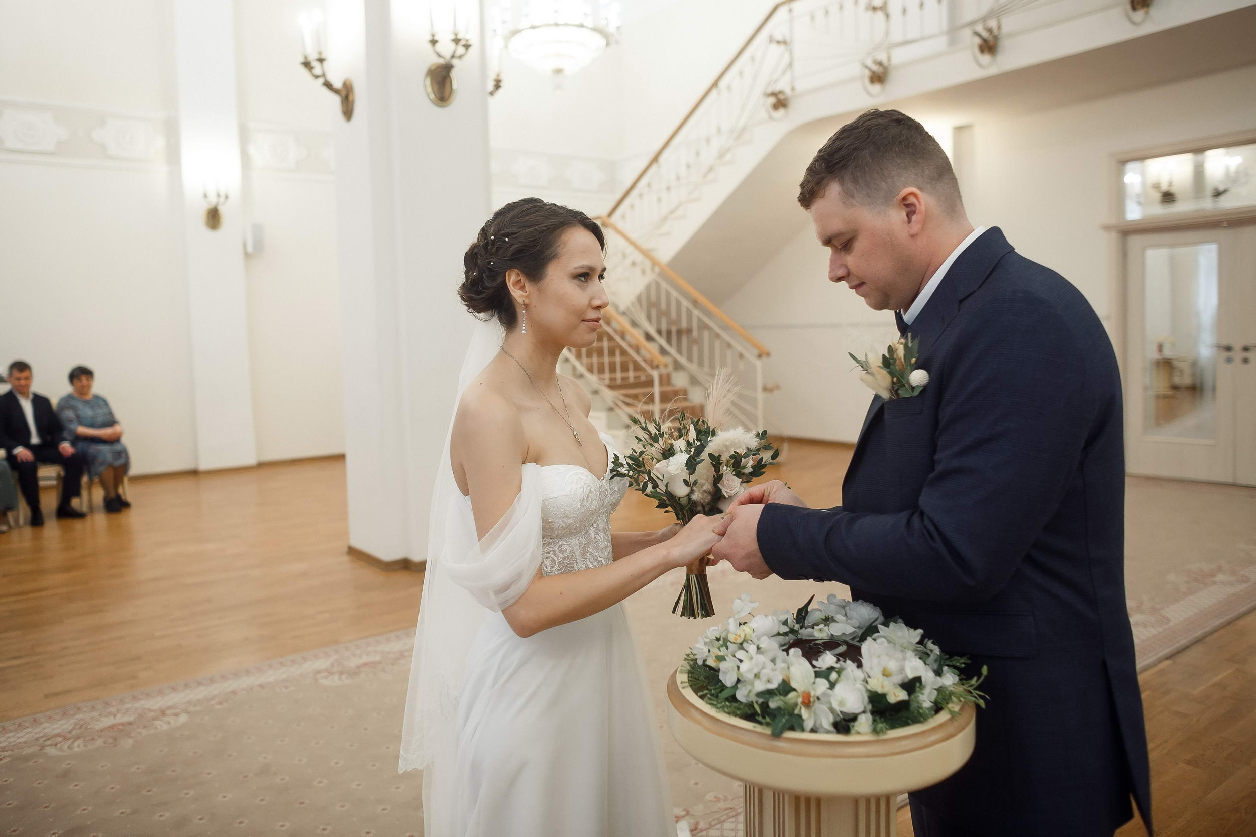 Анонс: Мария и Василий. Свадебный фотограф Игорь Брундасов 8PHOTO на свадьбу венчание загс СПб
