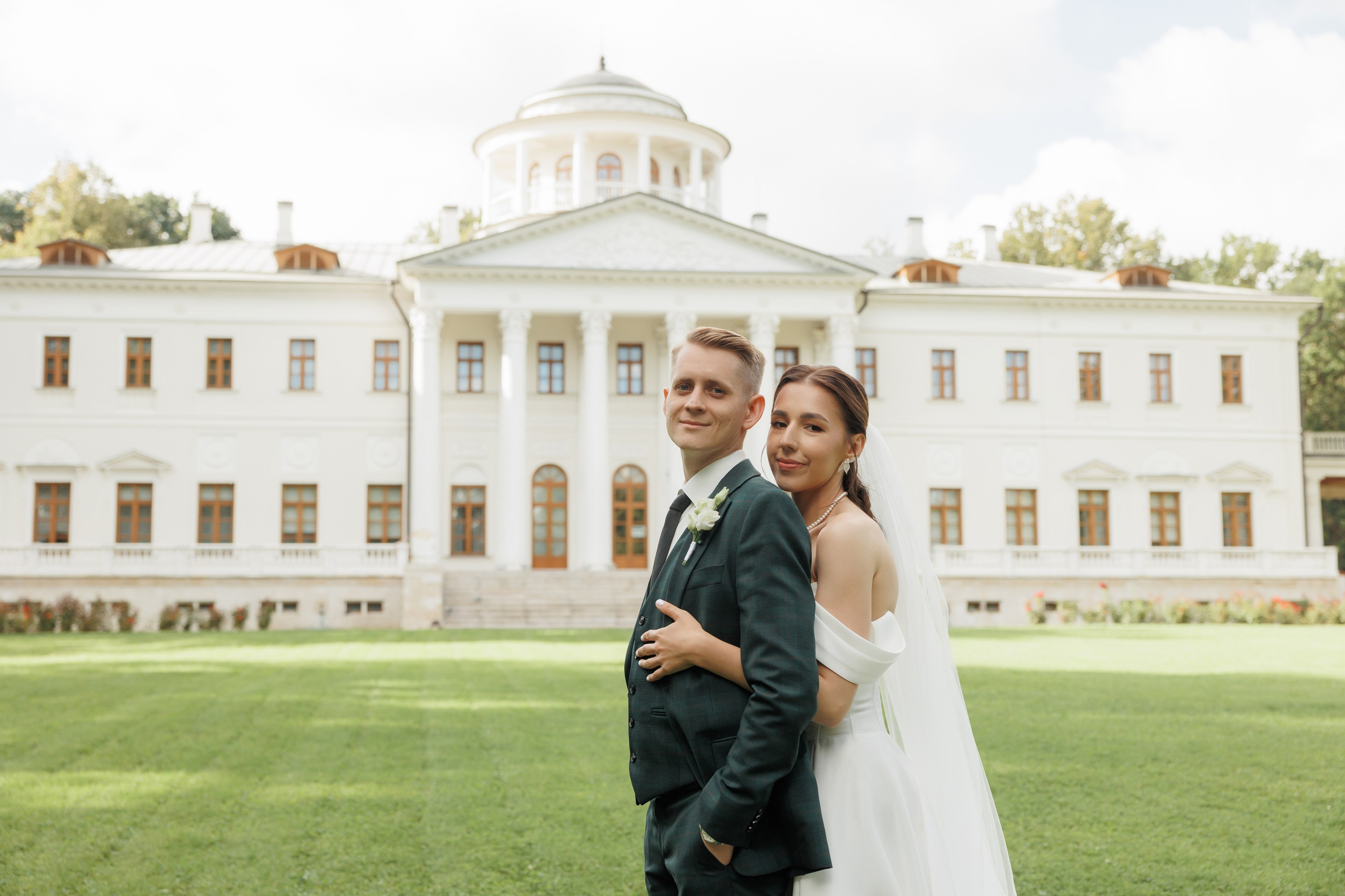 Регистрация в отеле Fish Point, ЗАГС Бутово, прогулка в Остафьево. Свадебный и репортажный фотограф (Москва, Королев и другие)