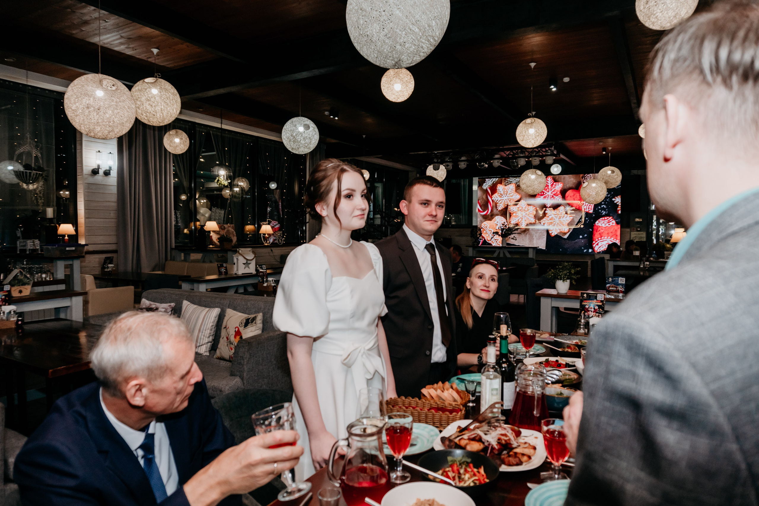 Свадебный банкет Артема и Дарьи. Ресторан «Вояж». Фотограф в Улан-Удэ. Свадебный фотограф в Улан-Удэ