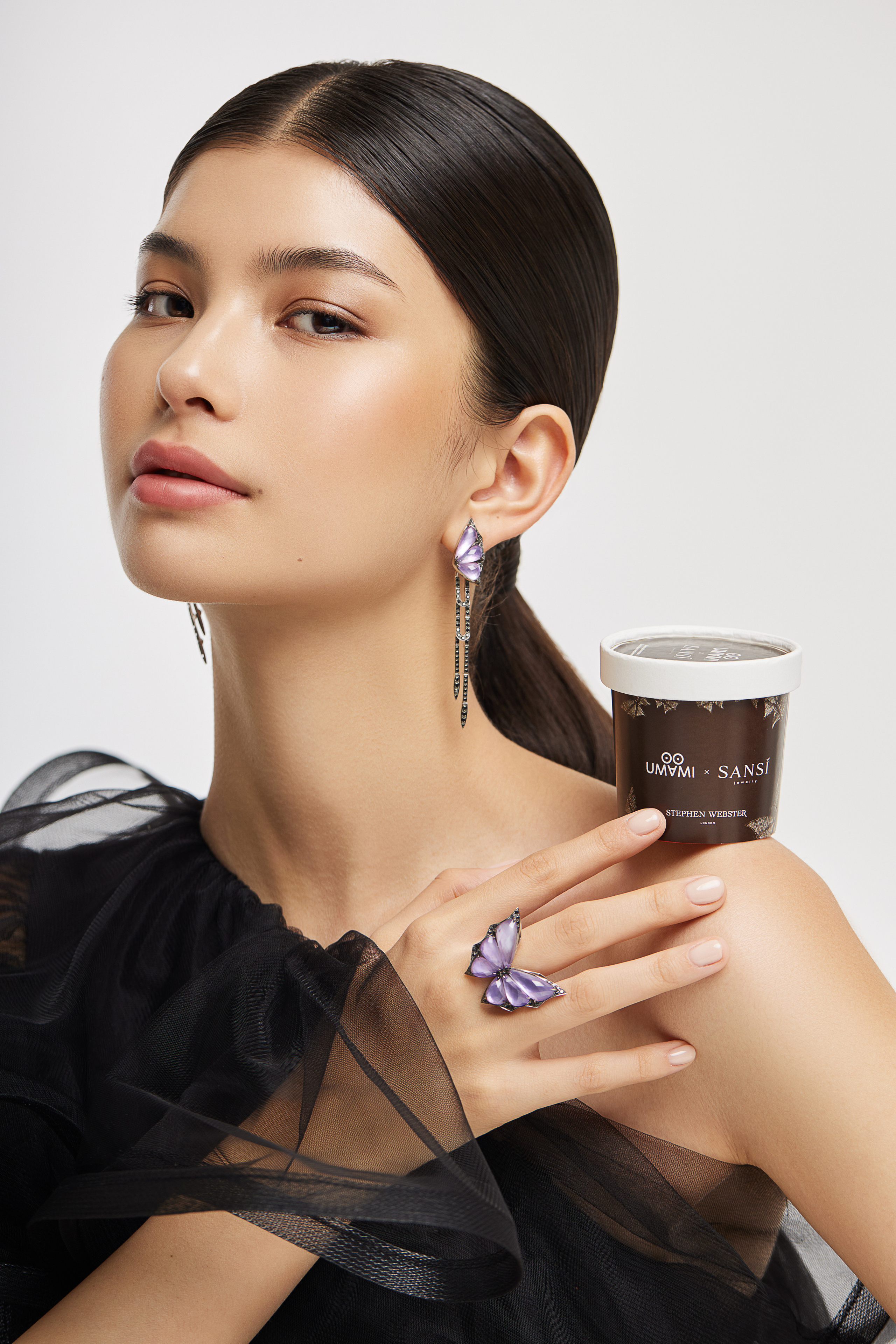 Sansi x Umami. Fashion and advertising photographer