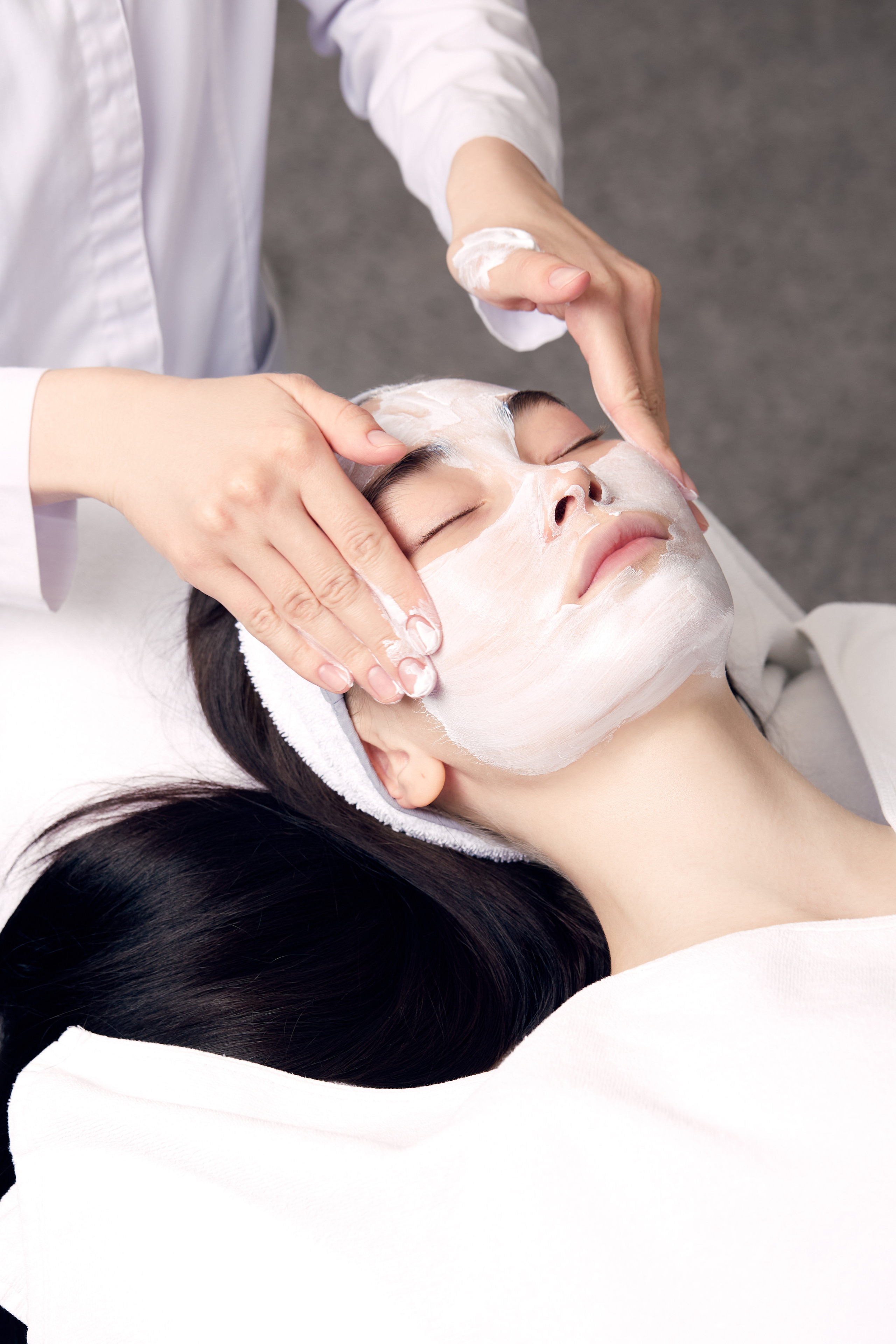 The face only. Fashion and advertising photographer