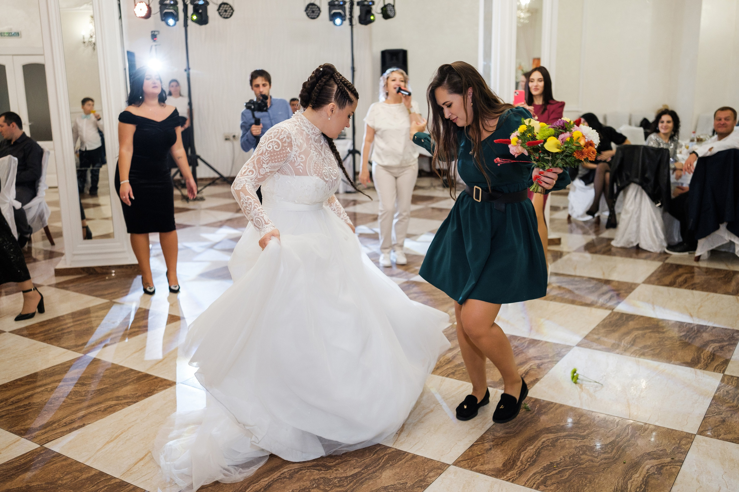 Александр и Лариса. Свадебный фотограф | репортаж | праздники | крещение