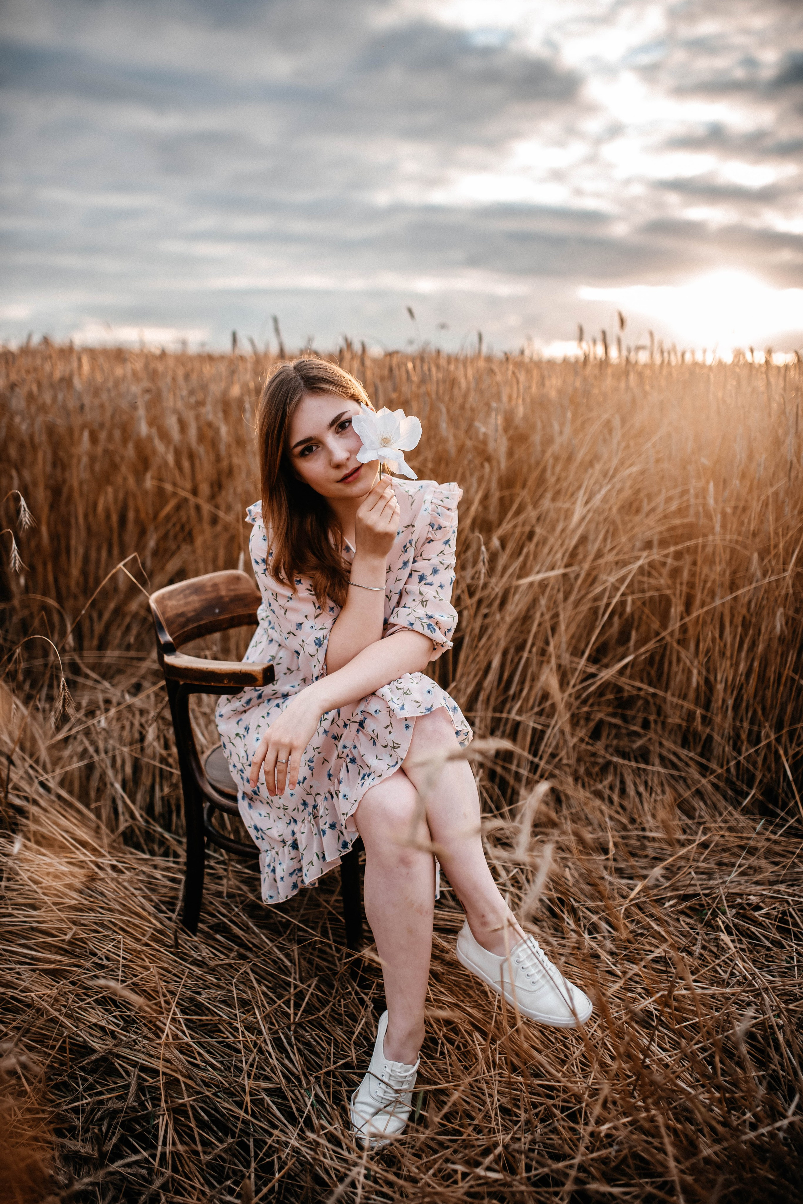 Маша, лето, закат. Главная