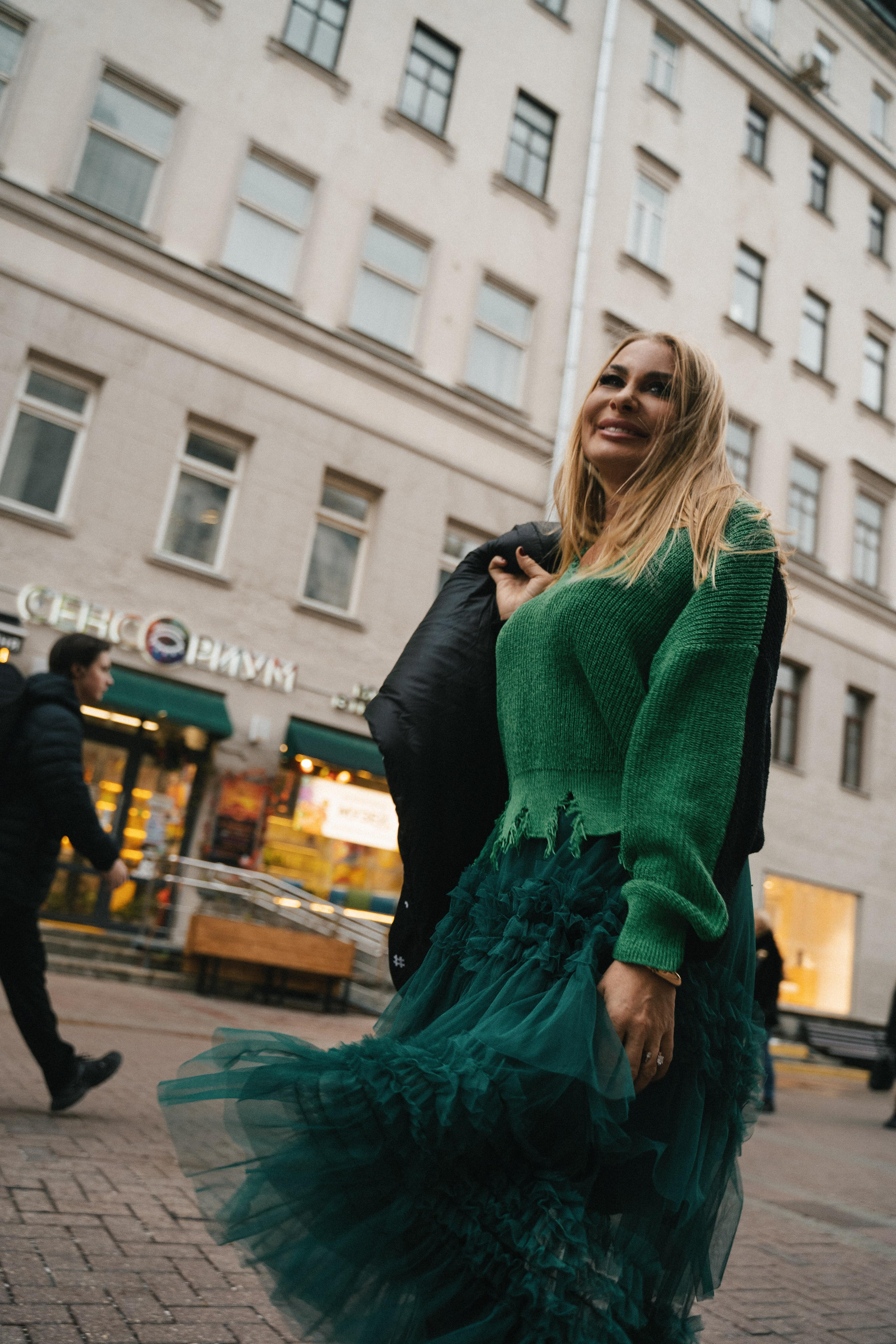 Светлана s t r e e t. Контент фотограф в Москве Кулич Настя