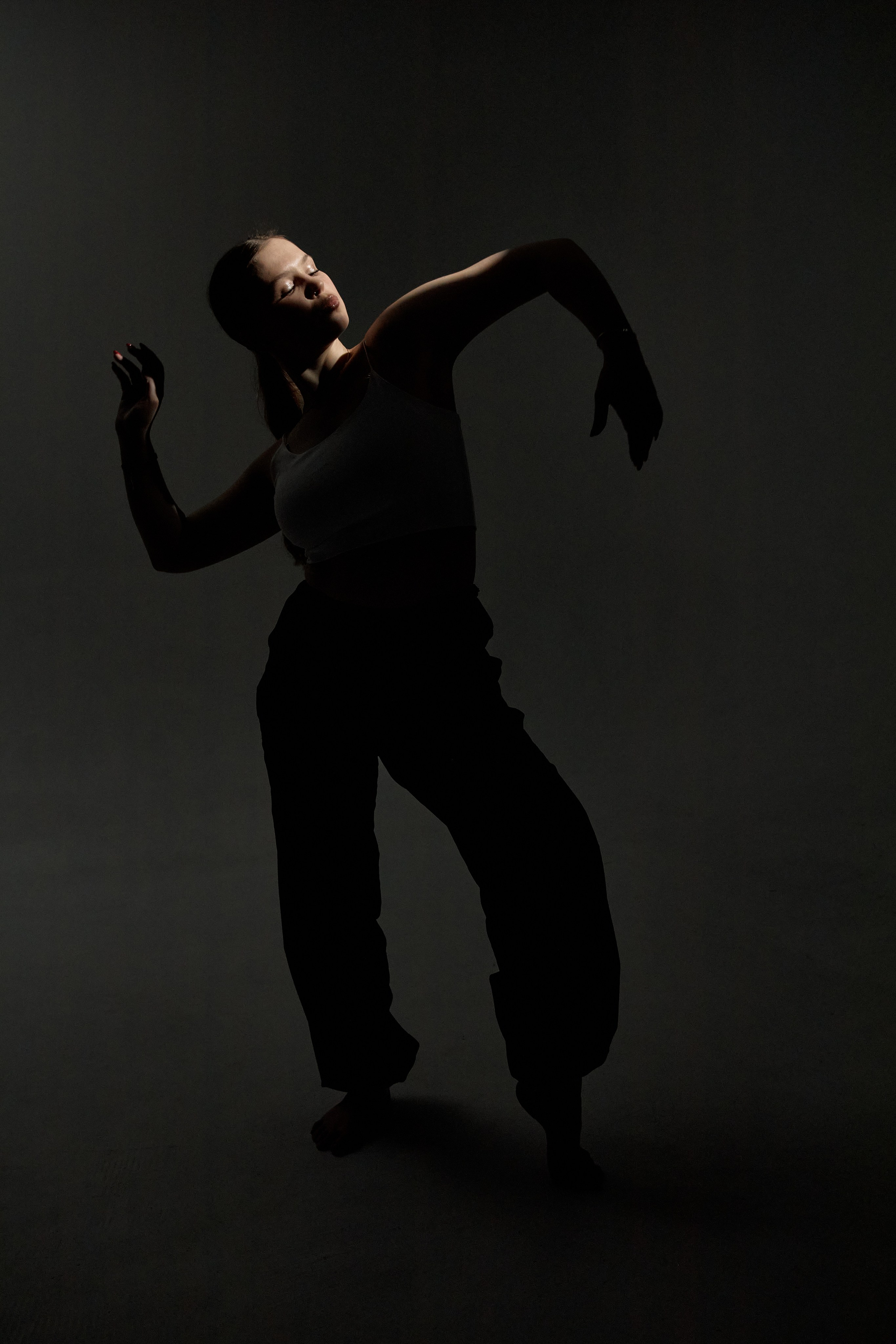 Танец. Фотограф Алексей Яковлев