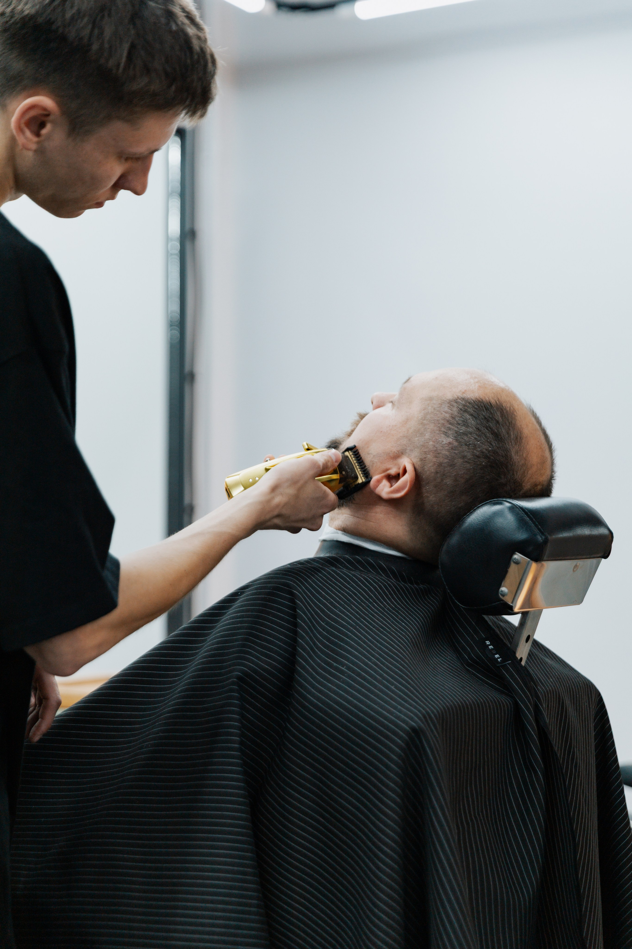 DERBY BARBERSHOP. LIYALEE PHOTO