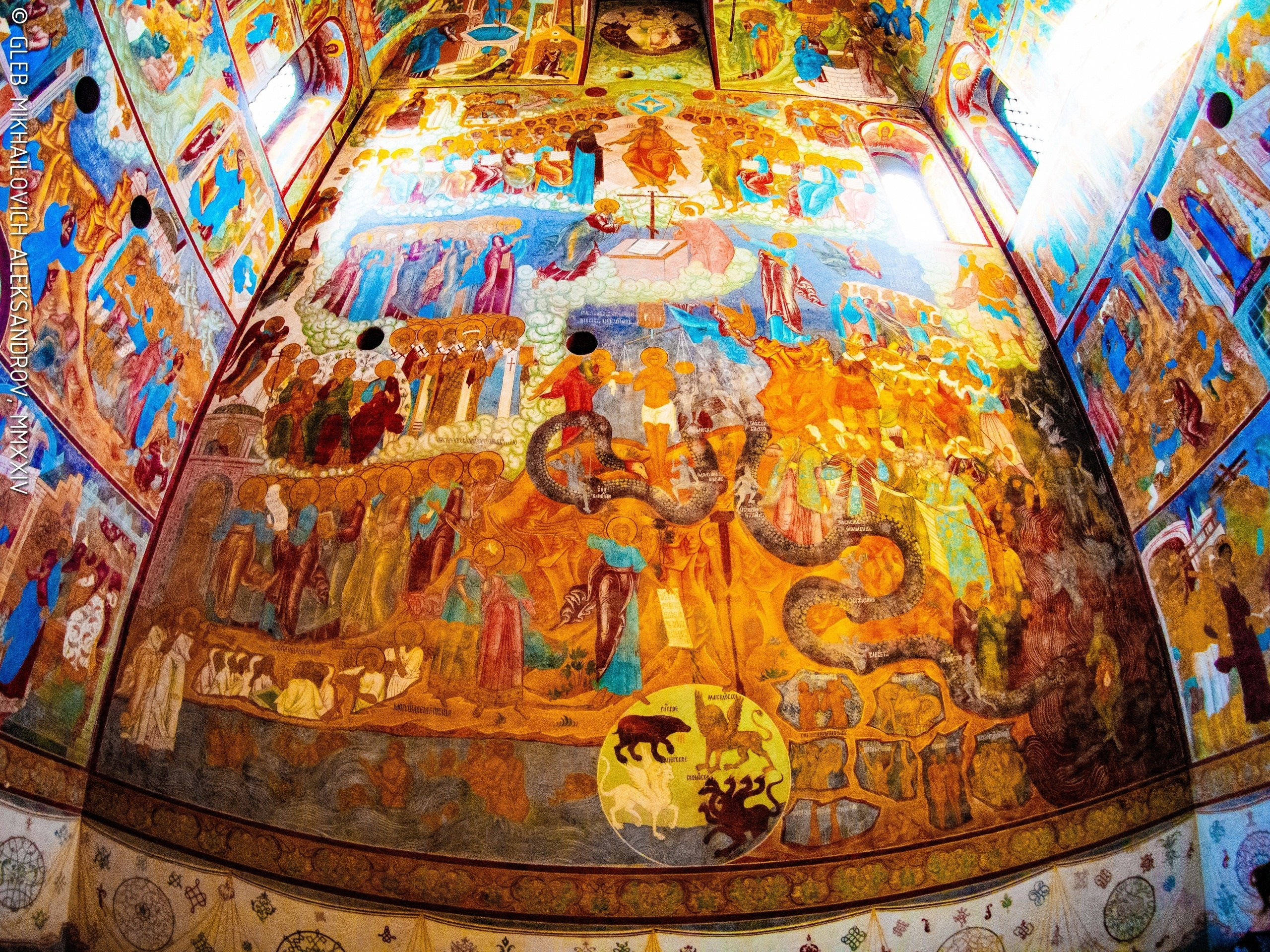 Ростов, кремль. Храм Спаса на Сенях. Зодчество