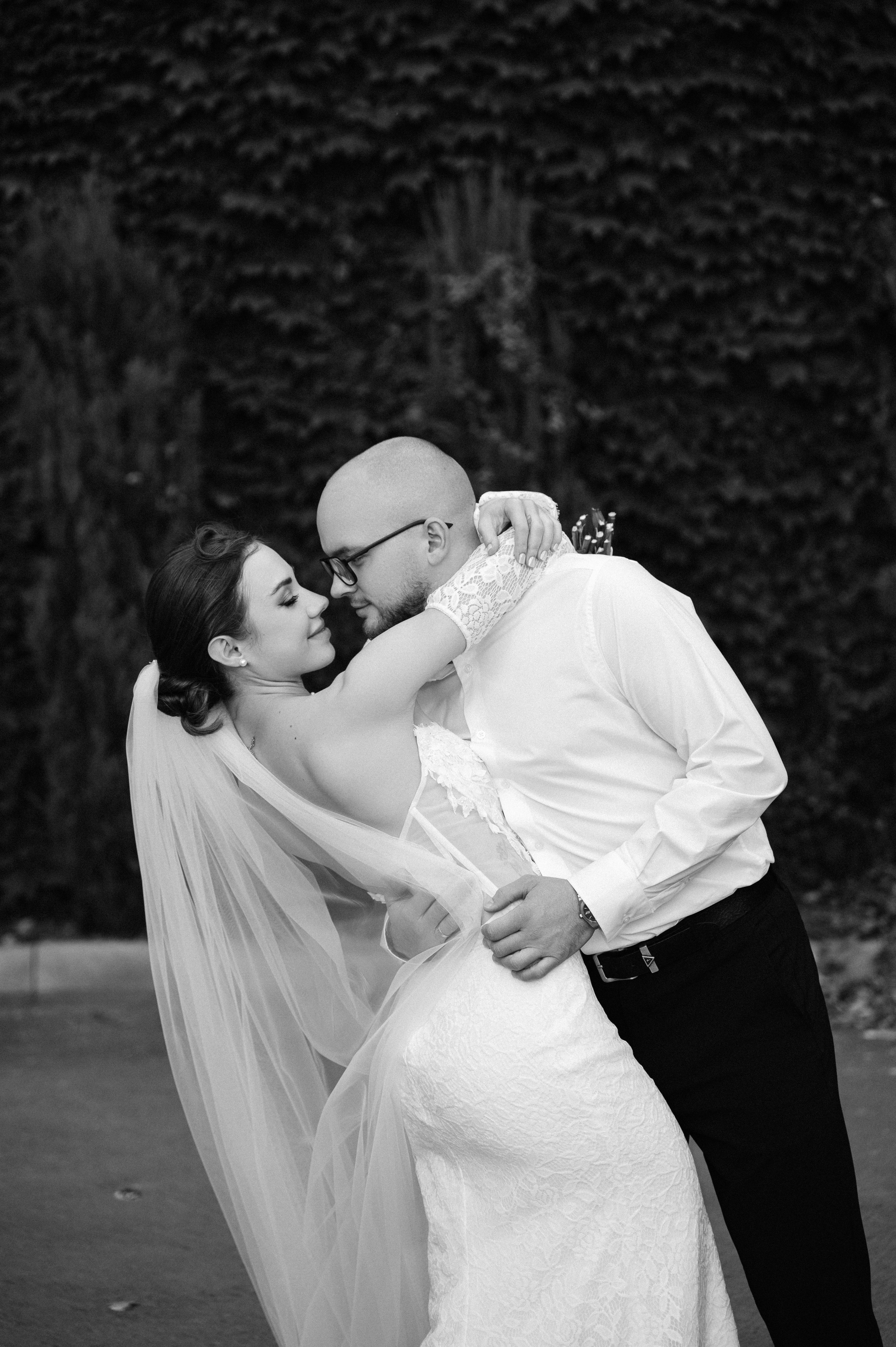 D&L ЗАГС + прогула. Фотограф Ярута Оксана / Ростов-на-Дону