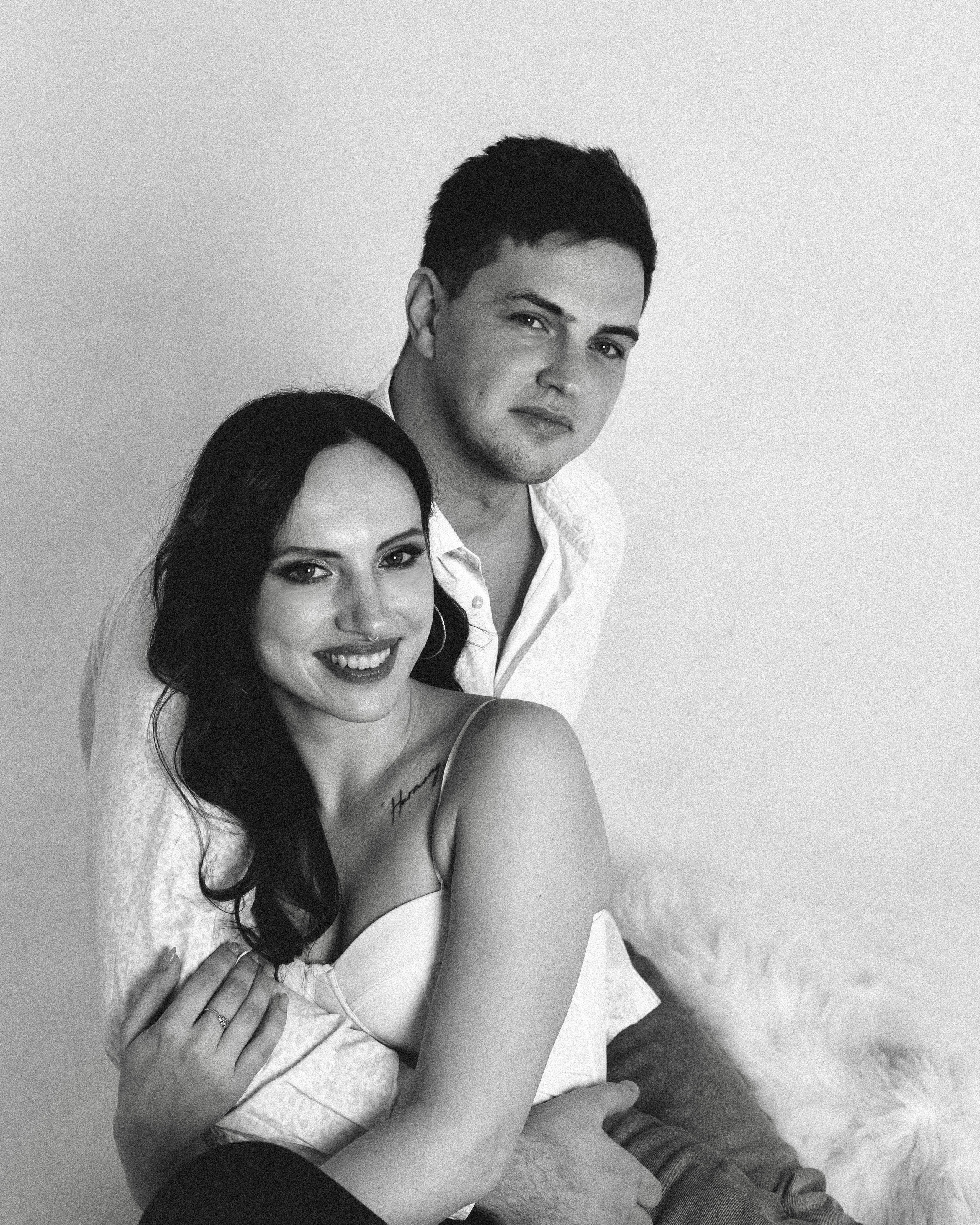 Lovestory в студии. Женский и лавстори фотограф в Москве Елена Аксютко