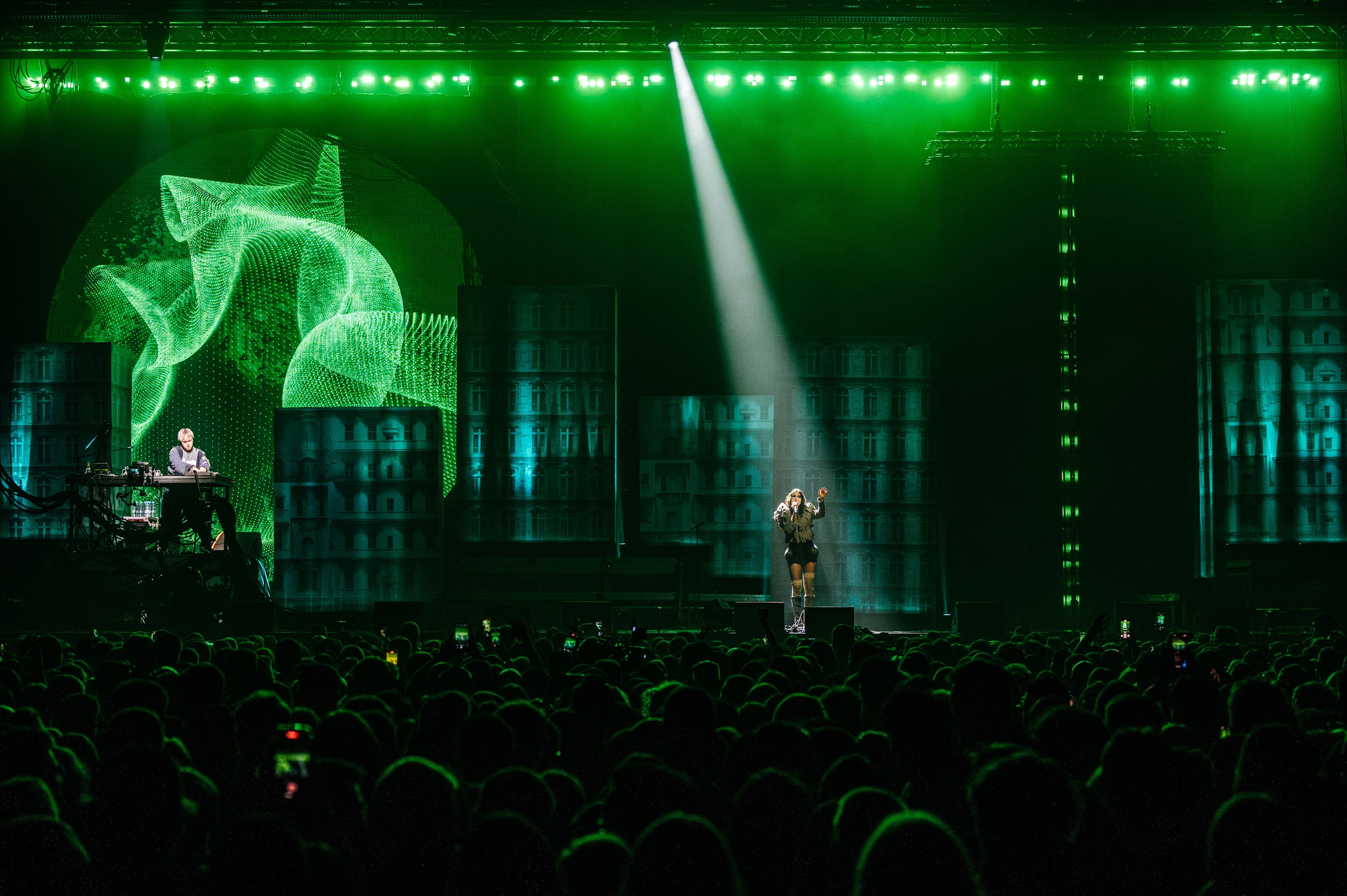 CREAM SODA / 2024. OOPS