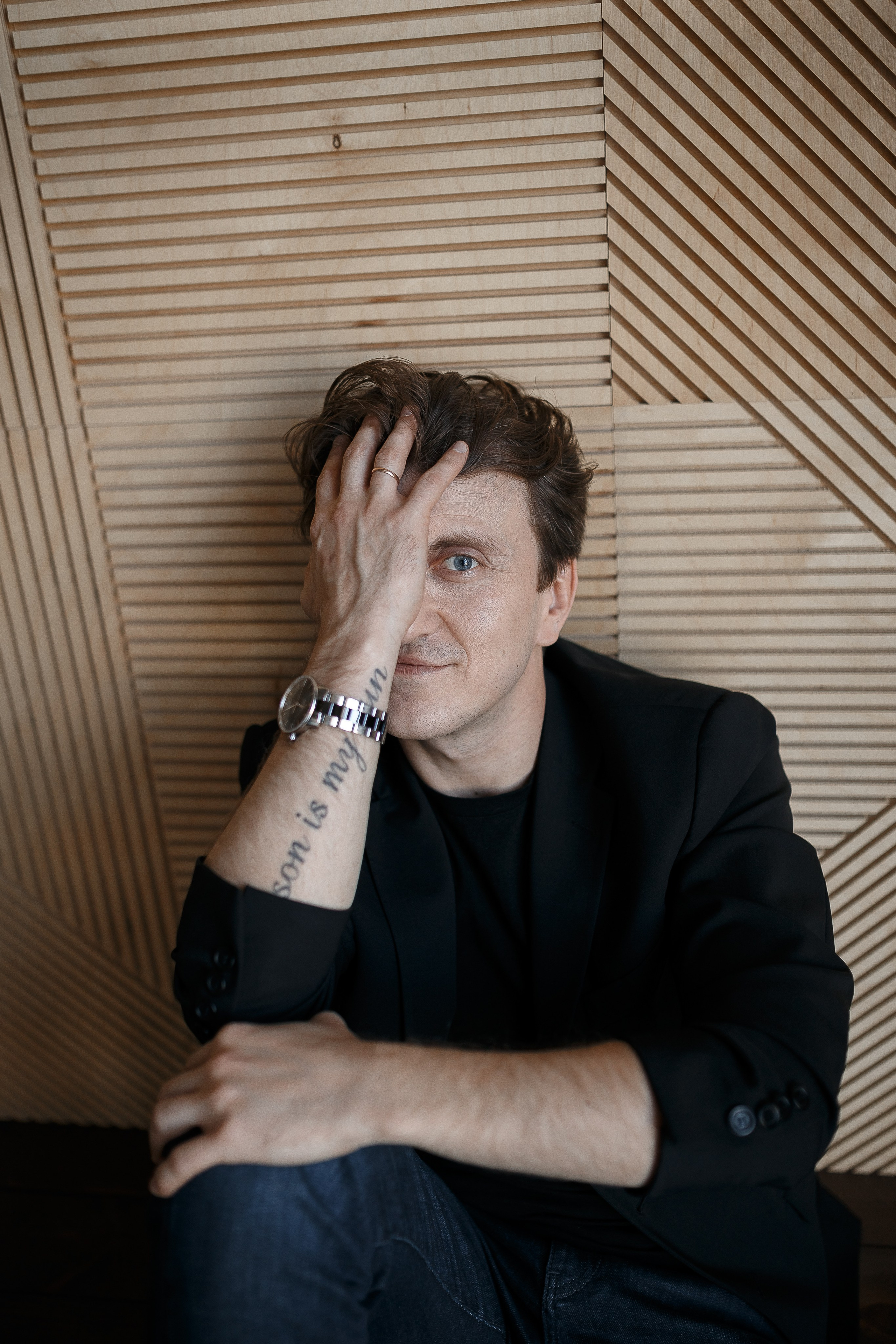 Денис Дорохов. Фотограф в Москве. Каталог, лукбук, портреты