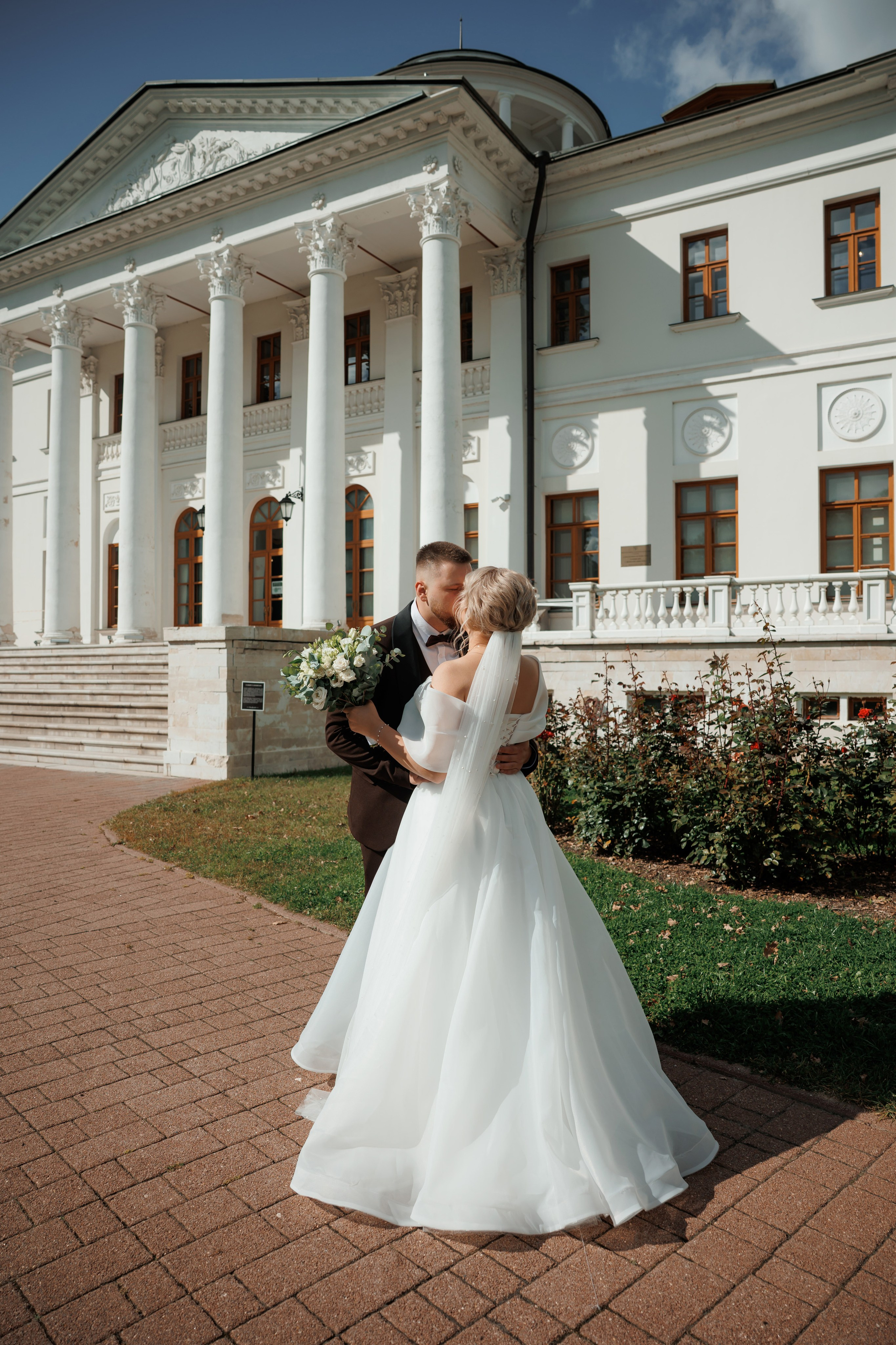 Регистрация и прогулка в Остафьево. Свадебный и репортажный фотограф (Москва, Королев и другие)