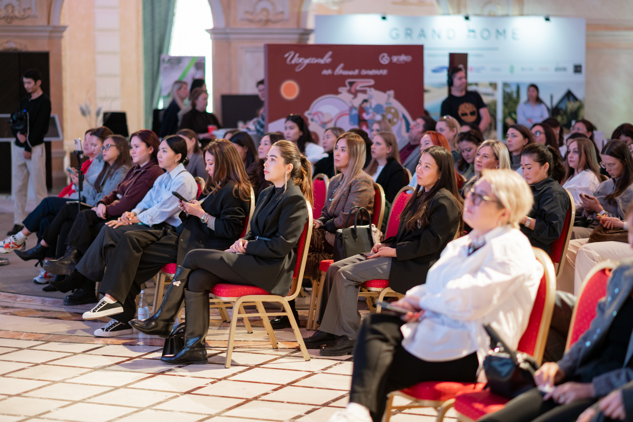 Tanu Creative 16.10.2025. Фотограф Астана, Алматы