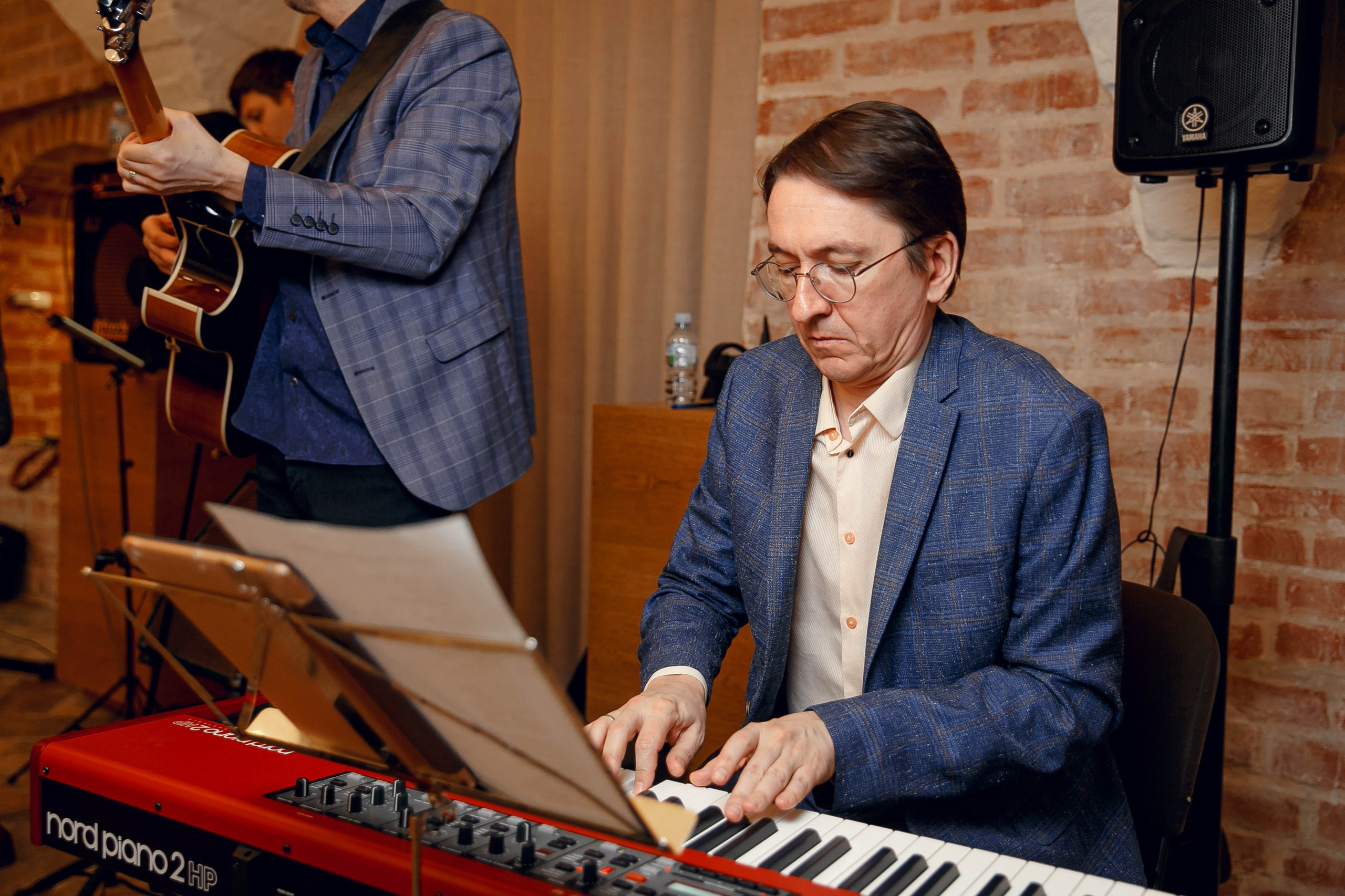 Выставка работ Максима Теплова. Ваш репортажный фотограф Артемий Антонов