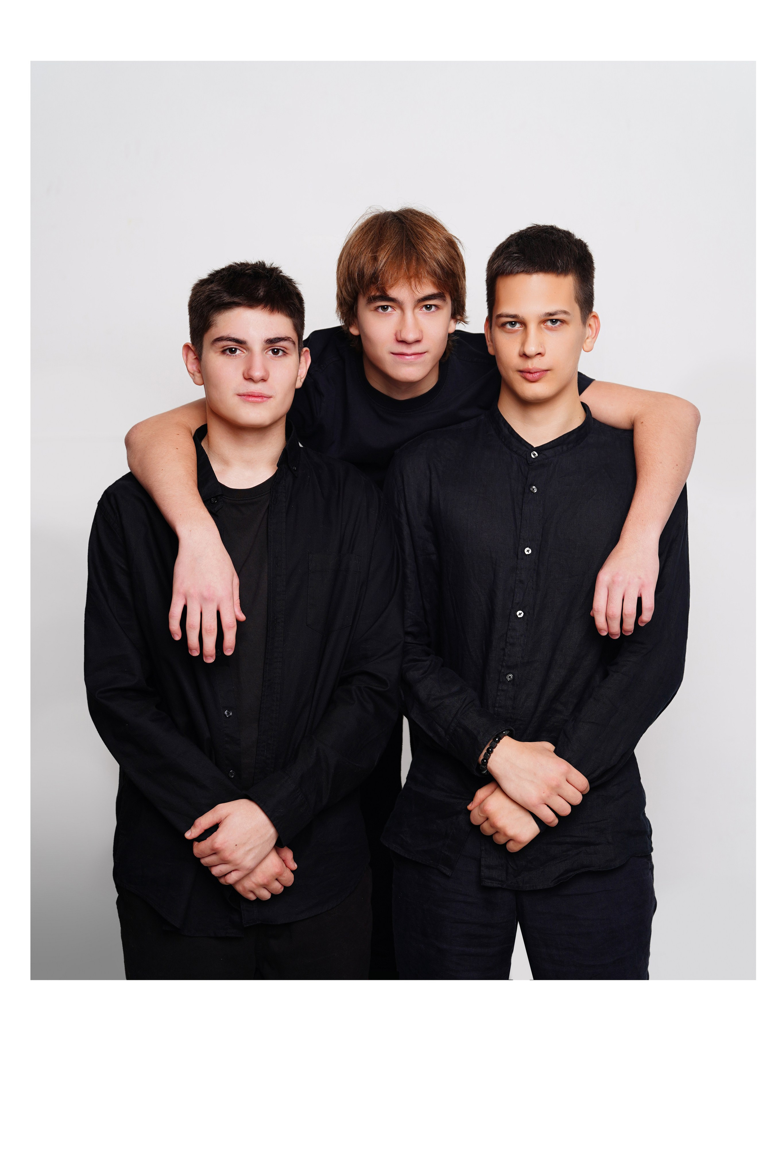 Мелкие группы / старшие классы. MEMENTO.Выпускные альбомы, школьные, юбилейные и другие книги. Ростов-на-Дону