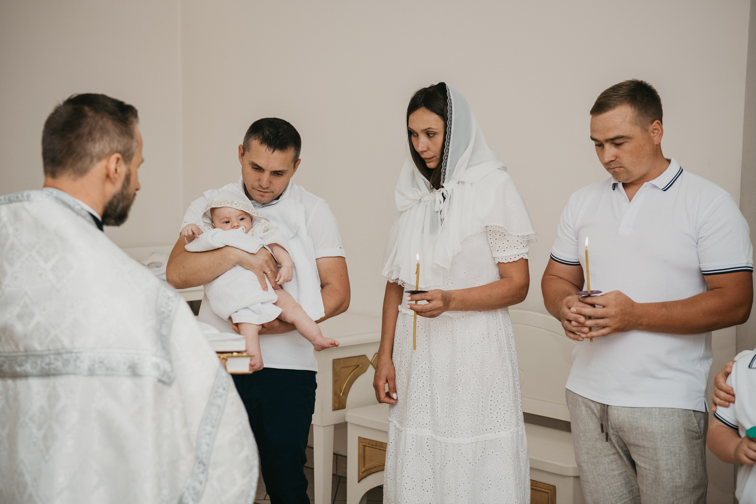 Крещение Евгения. Фотограф на выписку из роддома в Москве и МО