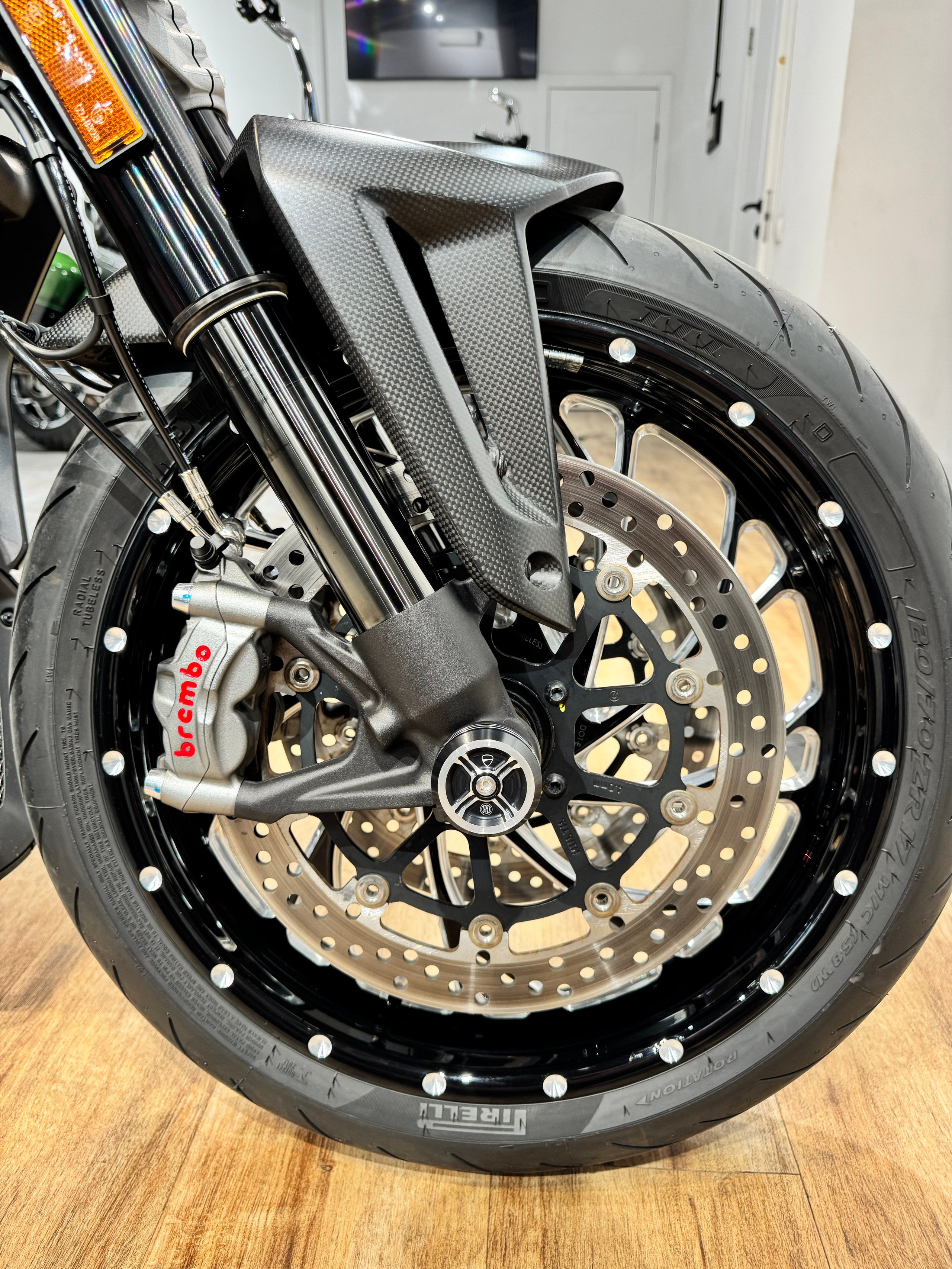 Harley Davidson Ducati xDiavel S (Termignoni) — купить мотоцикл. Hello Davidson, Москва. Только хорошие мотоциклы…