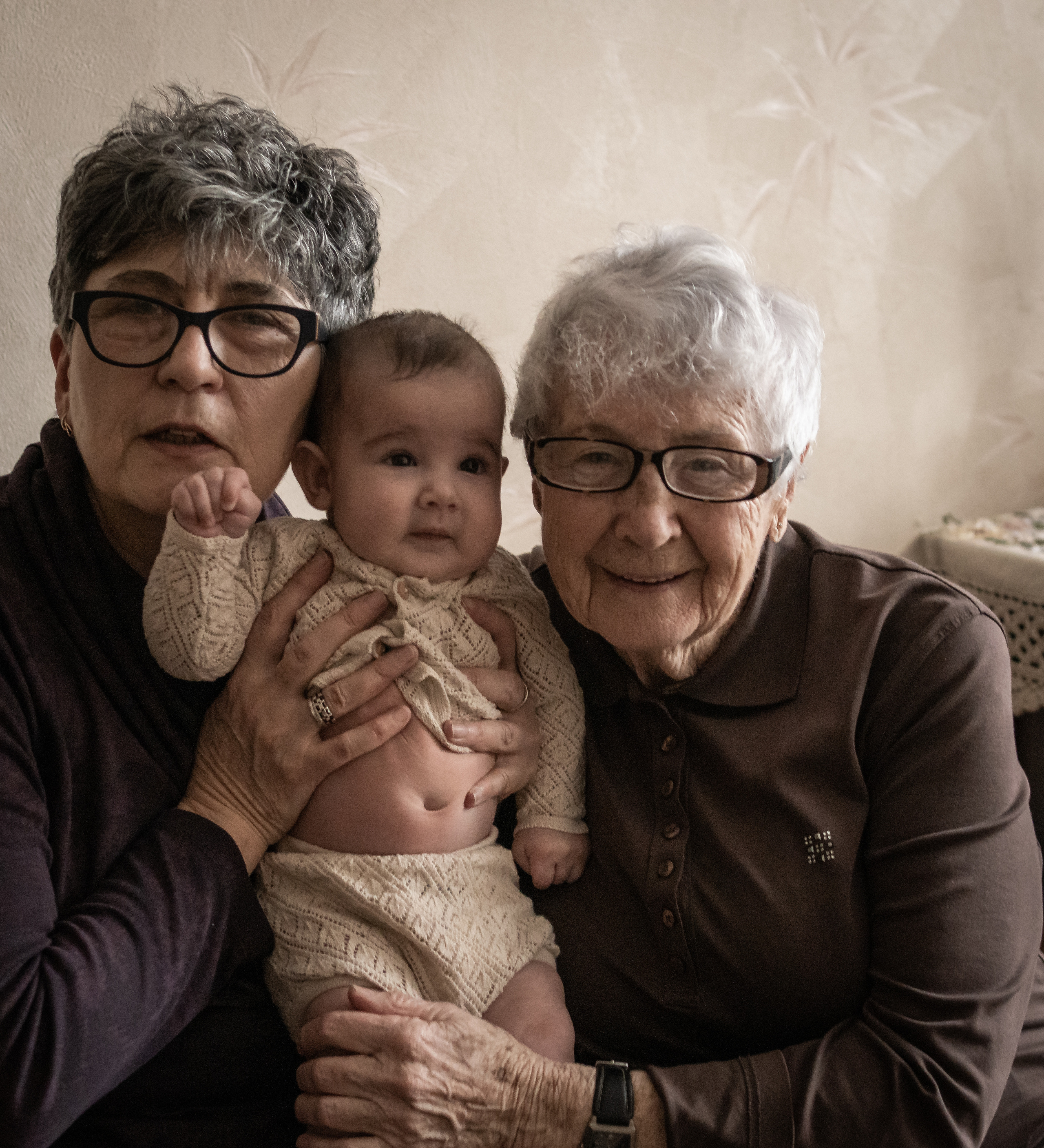 Четыре женских поколения. Семейный фотограф Ефремова Виктория