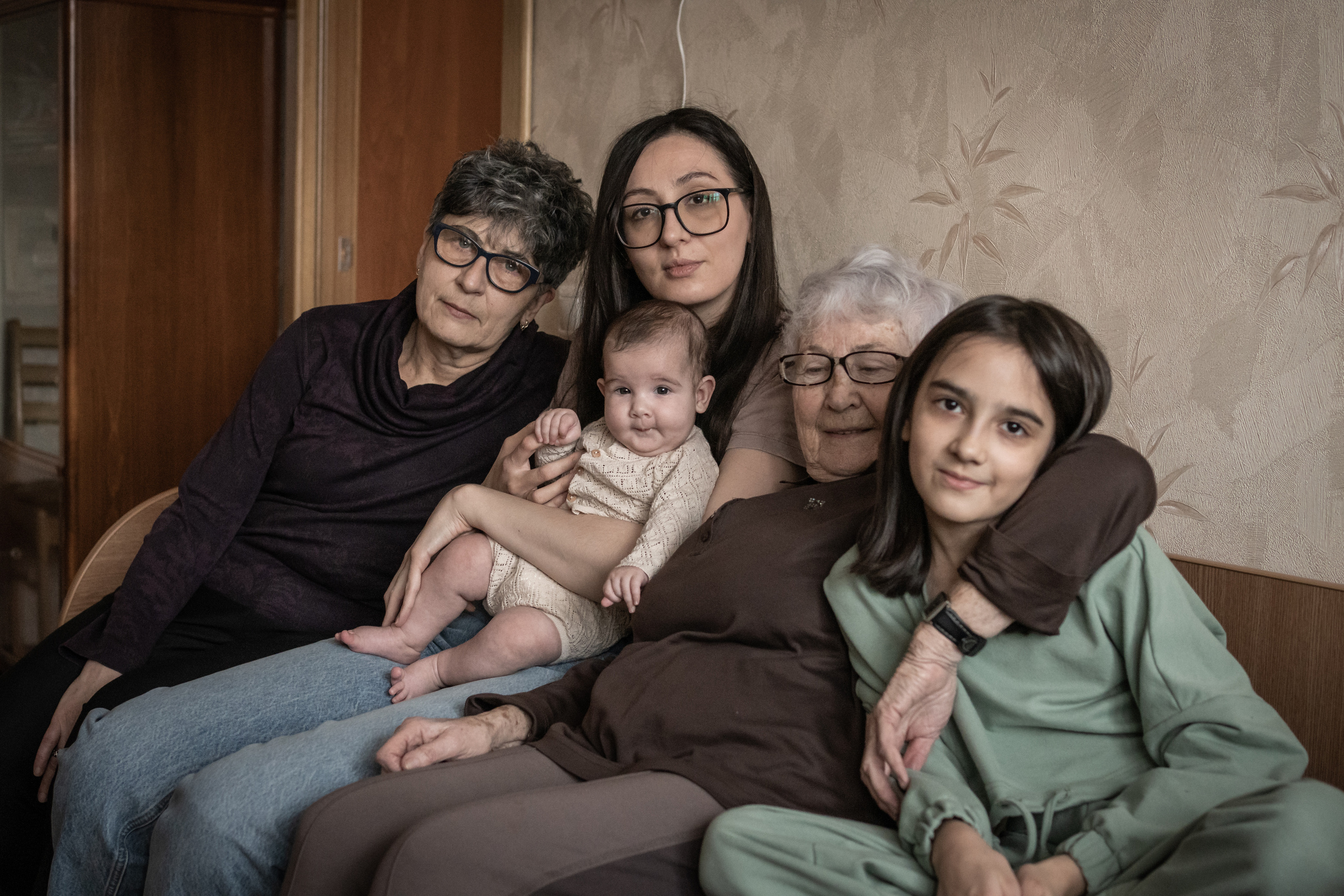 Четыре женских поколения. Семейный фотограф Ефремова Виктория