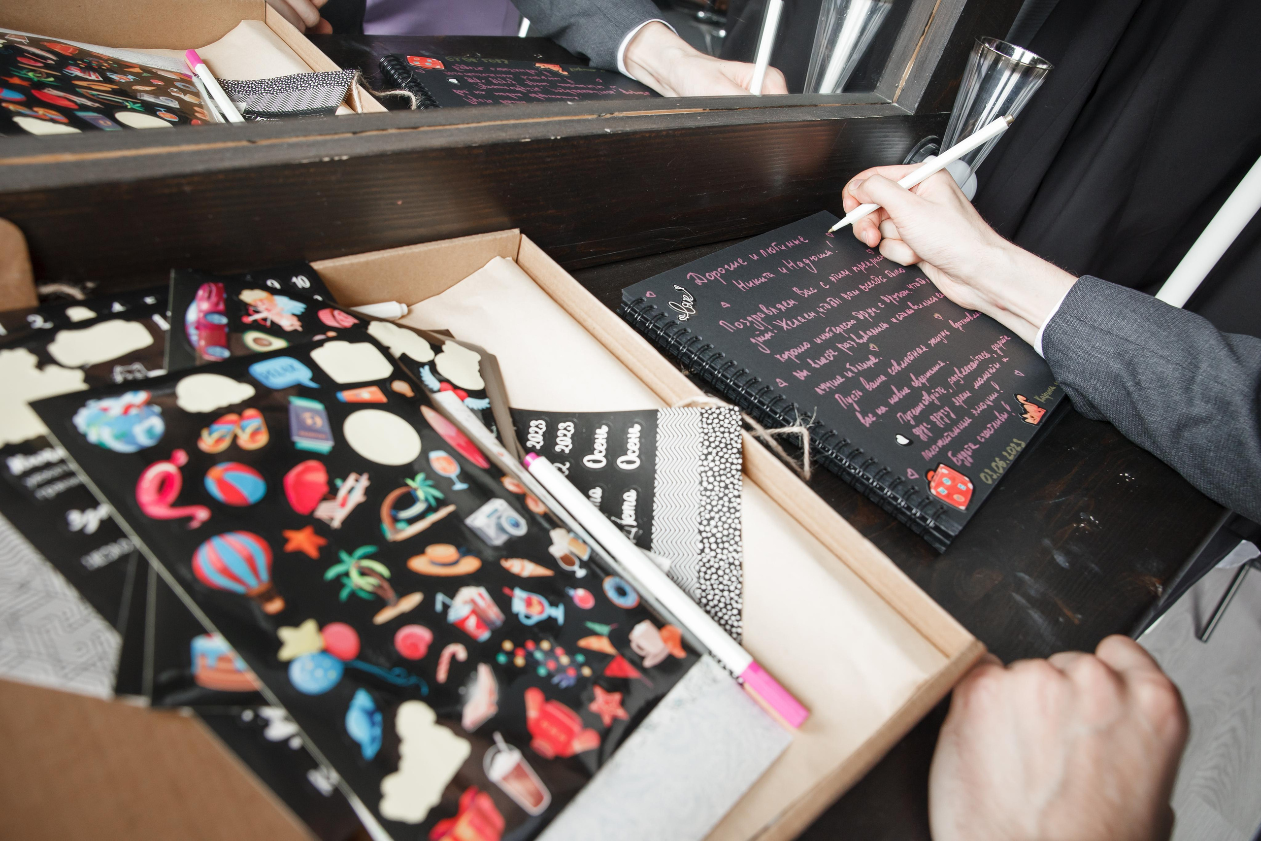 Надежда и Никита, ЗАГС г. Королев, фотостудия SpaceNoirArt. Свадебный и репортажный фотограф (Москва, Королев и другие)