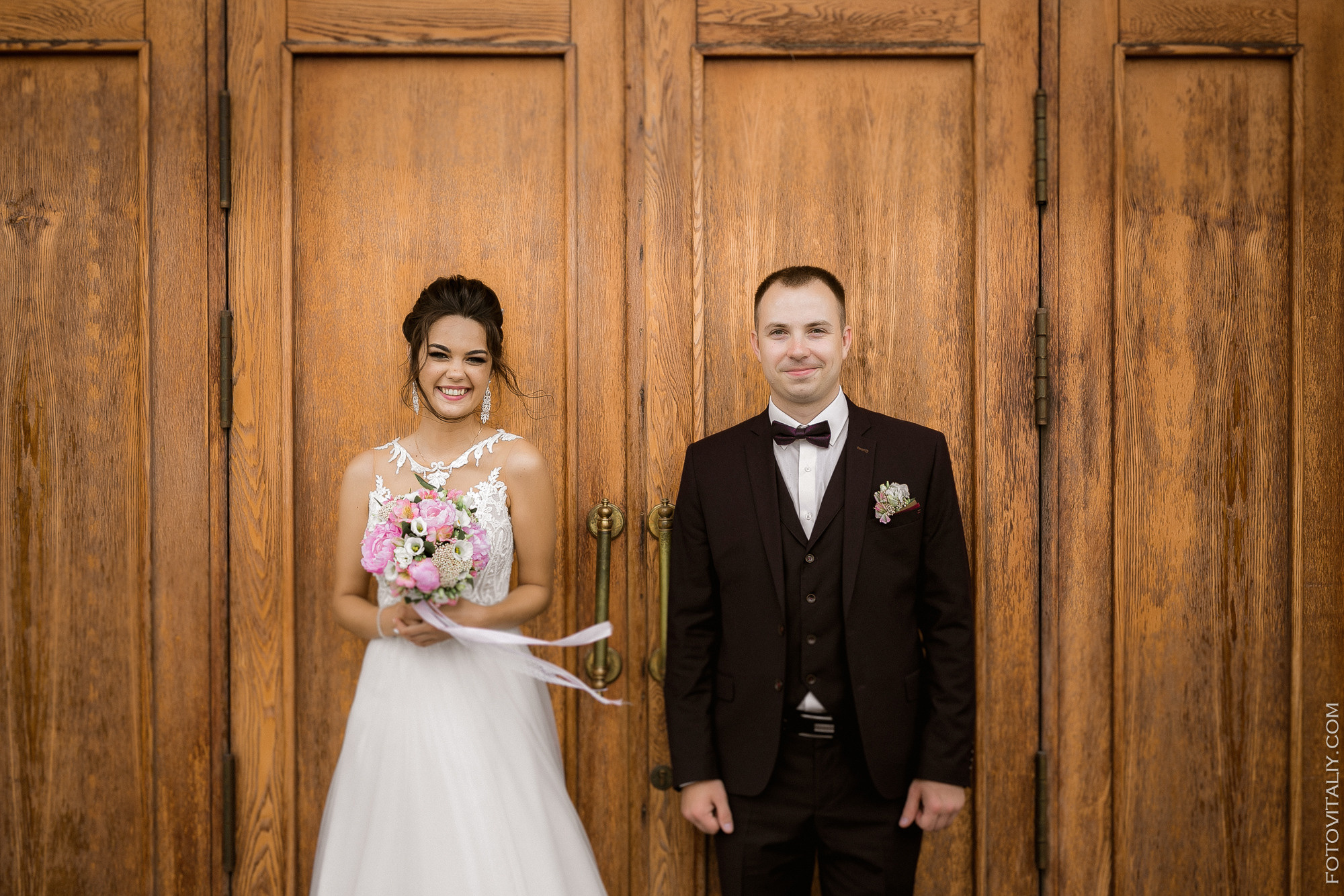 Фотограф на свадьбу в Барнауле. Свадебный репортажный и фуд фотограф в Барнауле Гайфулин Виталий