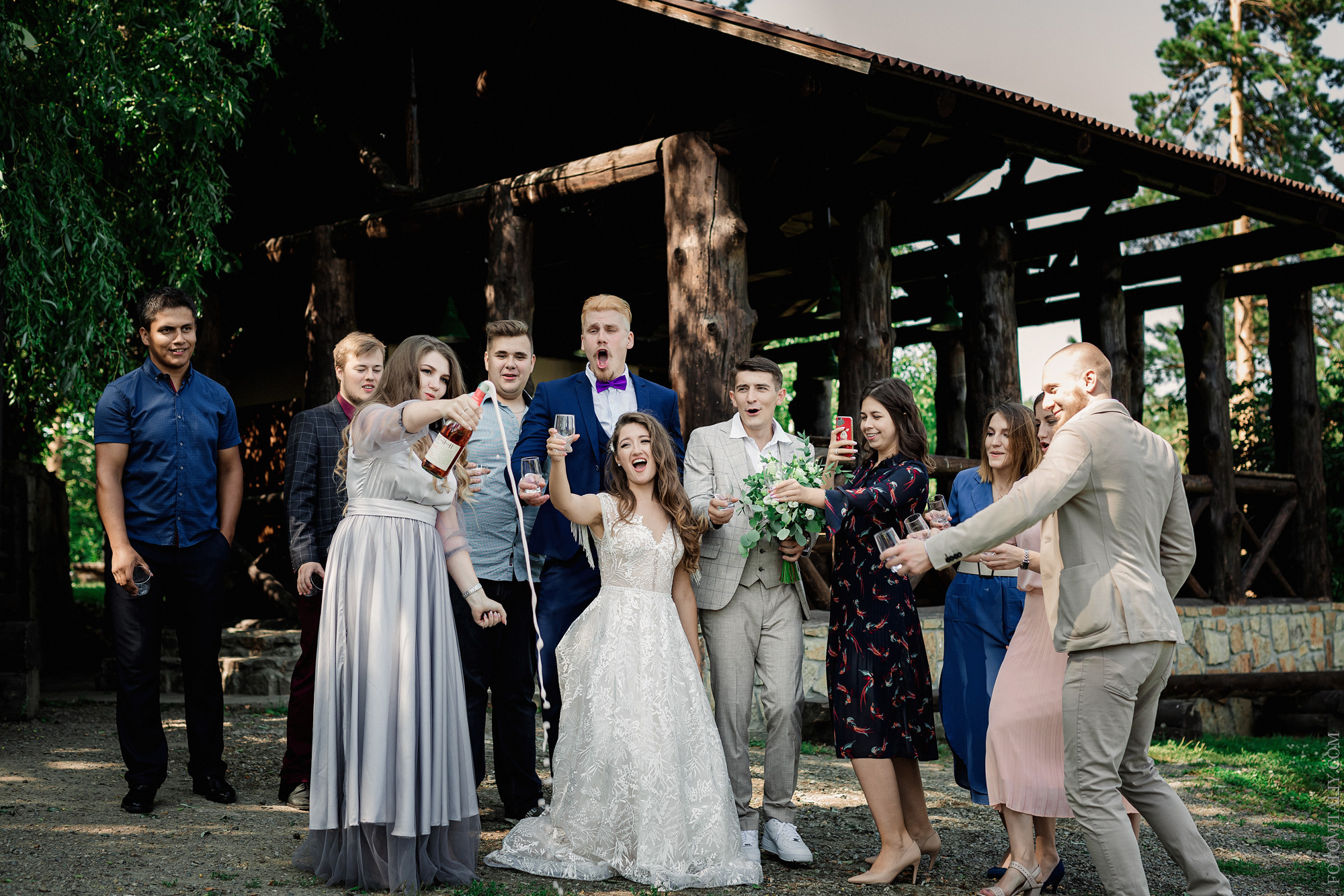 Свадебный фотограф. Свадебный репортажный и фуд фотограф в Барнауле Гайфулин Виталий