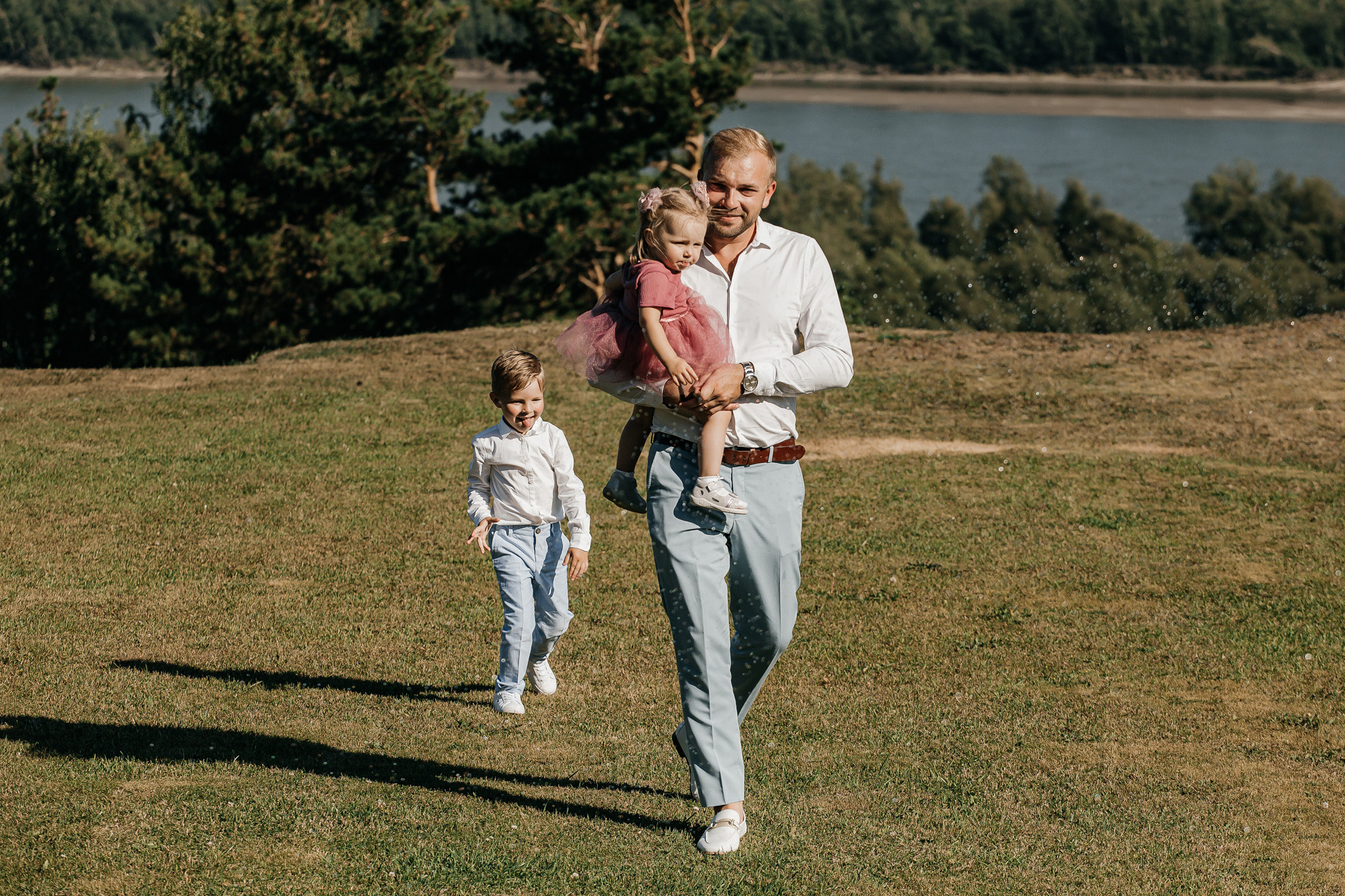 Свадебный фотограф в Барнауле. Свадебный репортажный и фуд фотограф в Барнауле Гайфулин Виталий