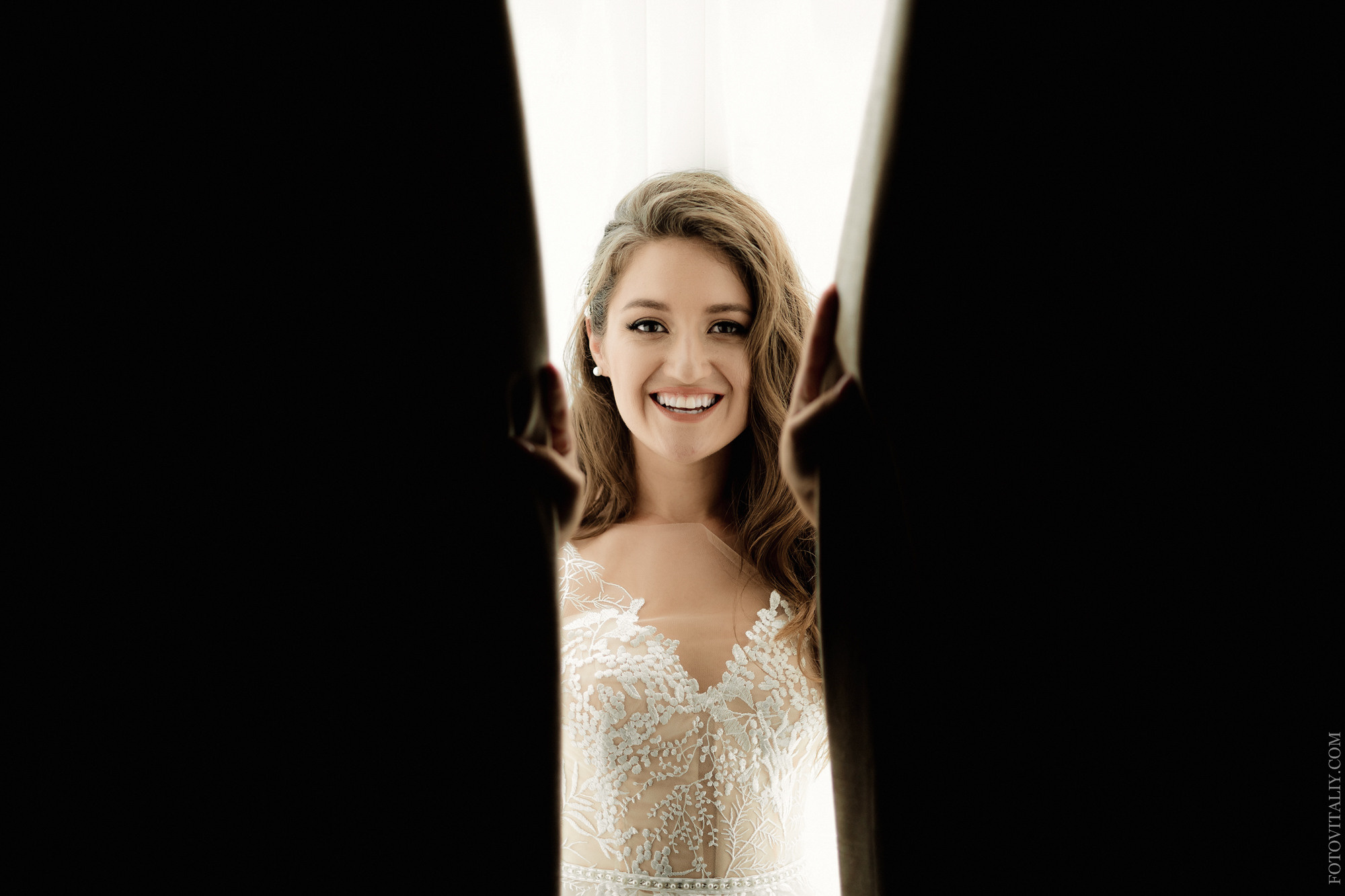 Свадебный фотограф. Свадебный репортажный и фуд фотограф в Барнауле Гайфулин Виталий