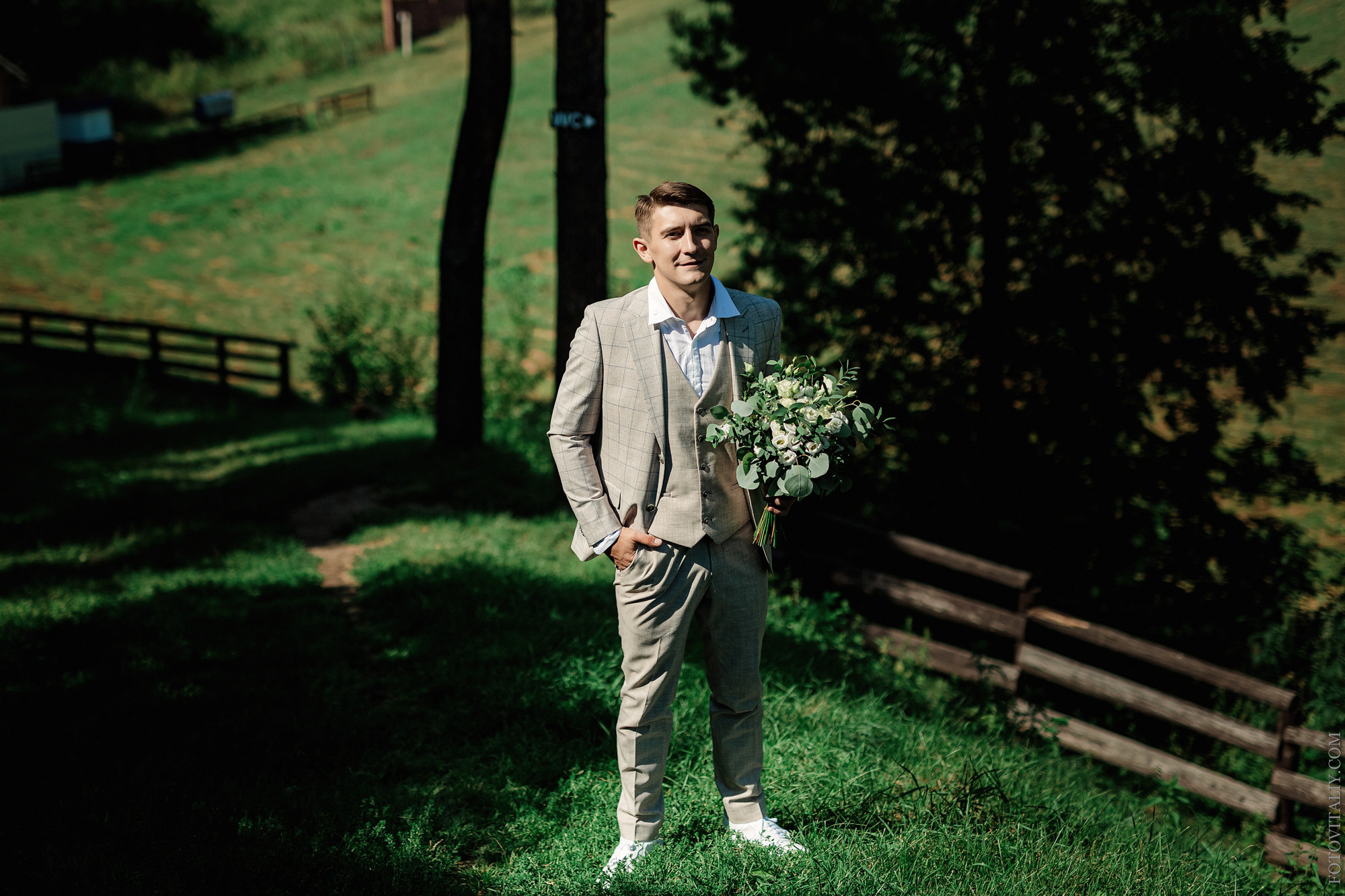 Свадебный фотограф. Свадебный репортажный и фуд фотограф в Барнауле Гайфулин Виталий