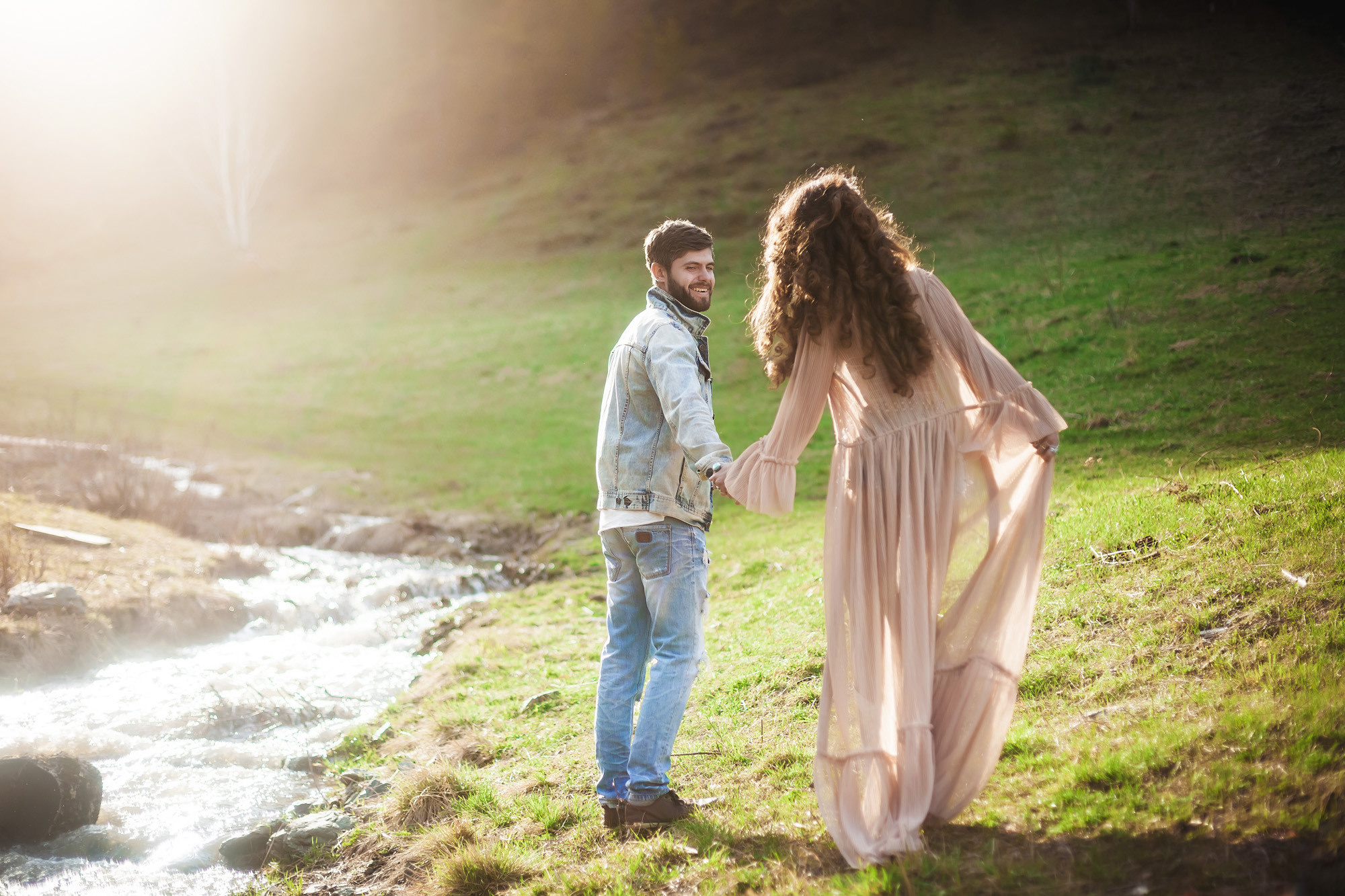 Фотограф в горном Алтае. Свадебный репортажный и фуд фотограф в Барнауле Гайфулин Виталий