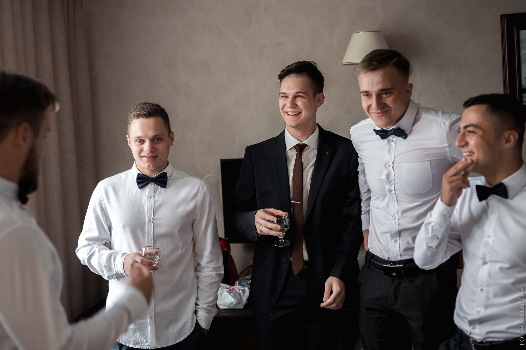 Настя ♥ Артём. Свадебный репортажный и фуд фотограф в Барнауле Гайфулин Виталий