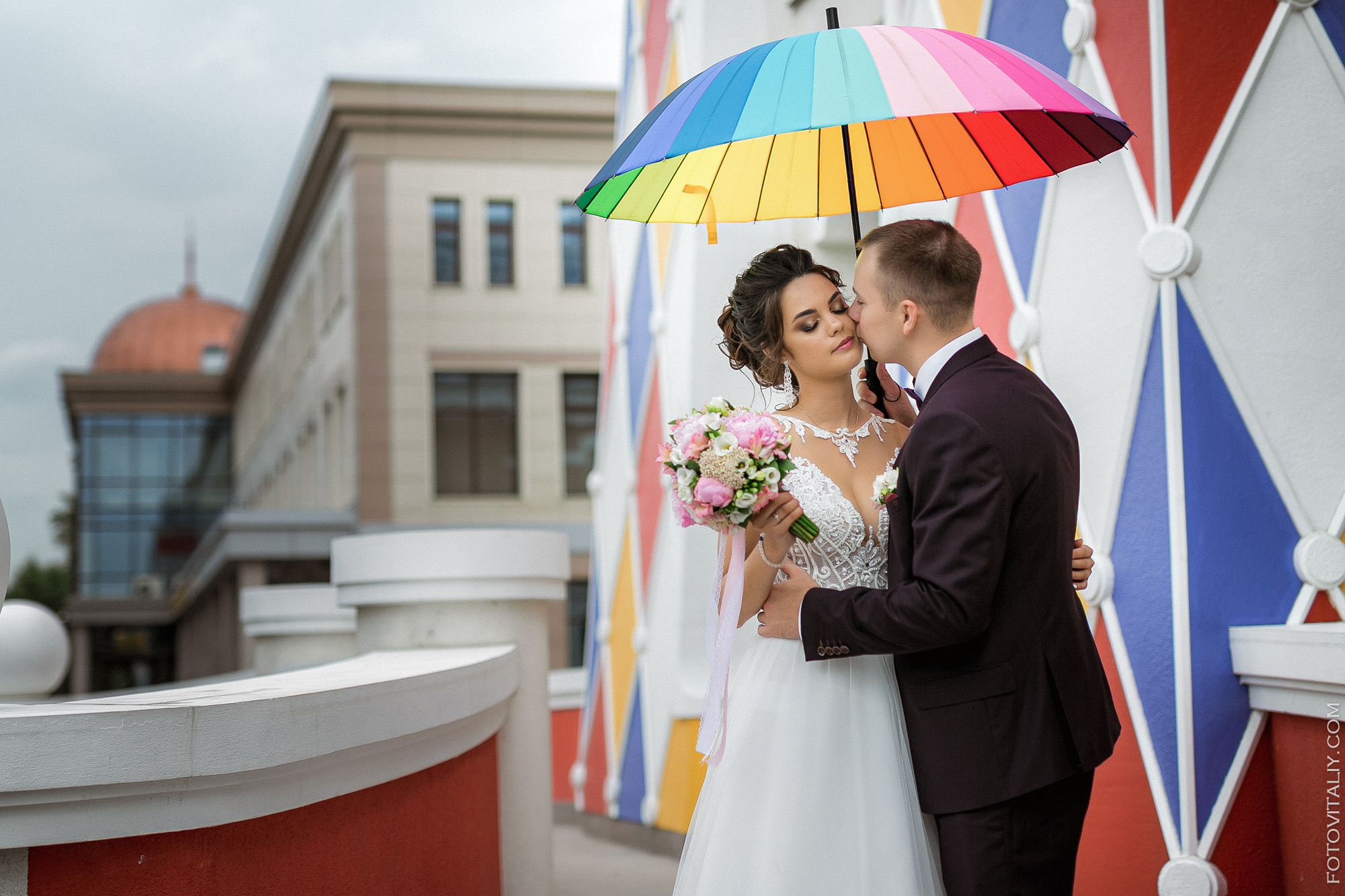 Фотограф на свадьбу в Барнауле. Свадебный репортажный и фуд фотограф в Барнауле Гайфулин Виталий