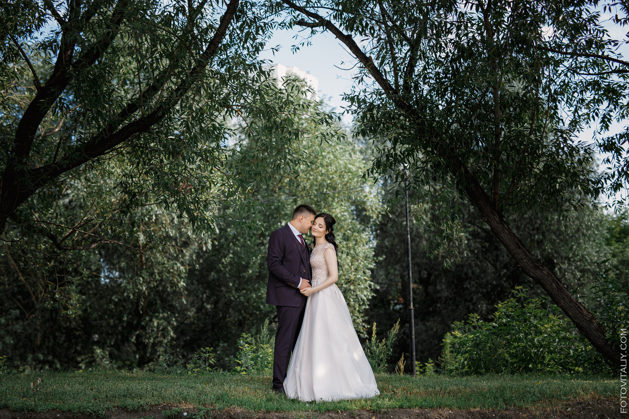 Свадебный фотограф барнаул места для прогулки. Свадебный репортажный и фуд фотограф в Барнауле Гайфулин Виталий