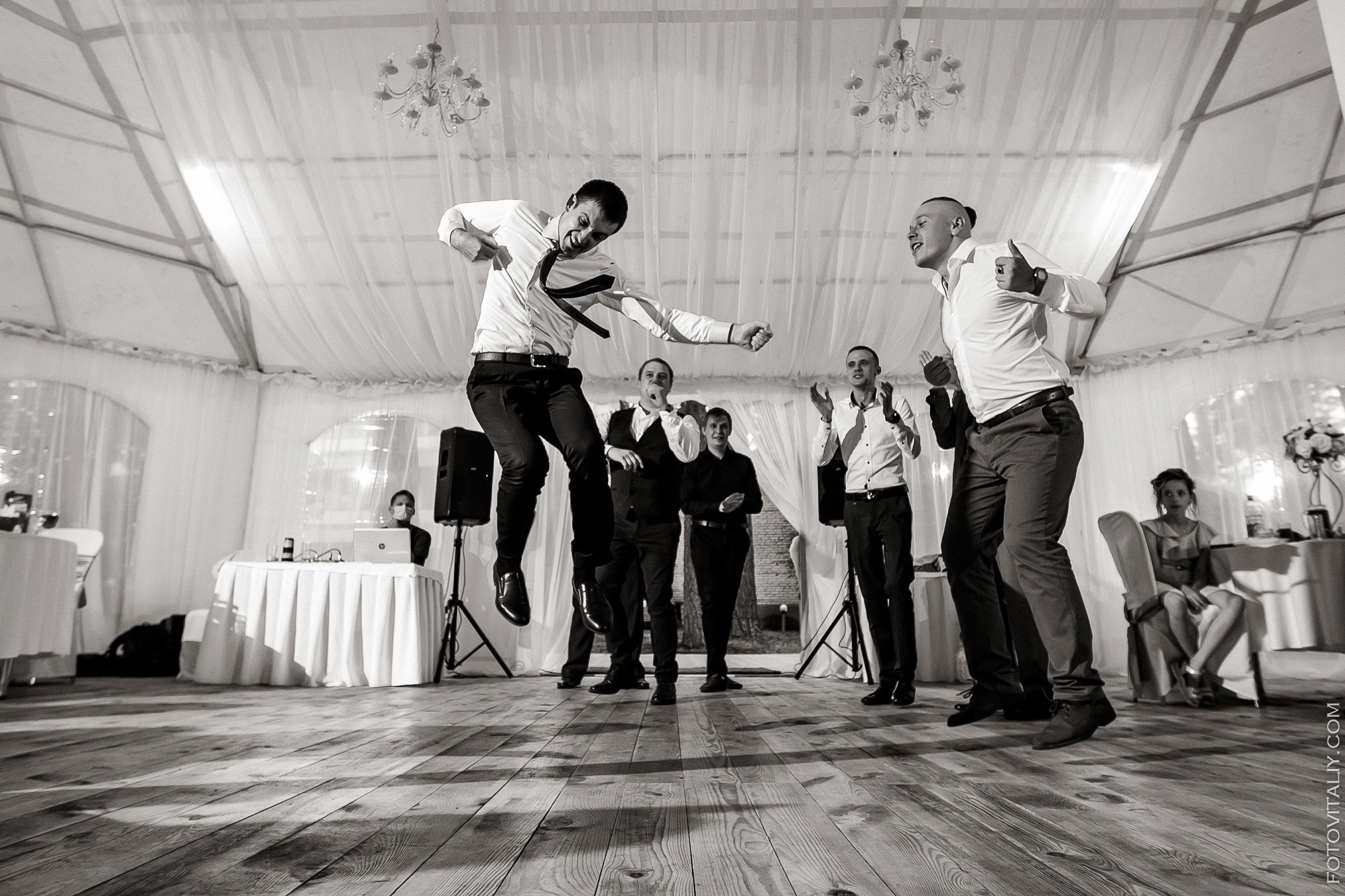 Фотограф на свадьбу в Барнауле. Свадебный репортажный и фуд фотограф в Барнауле Гайфулин Виталий