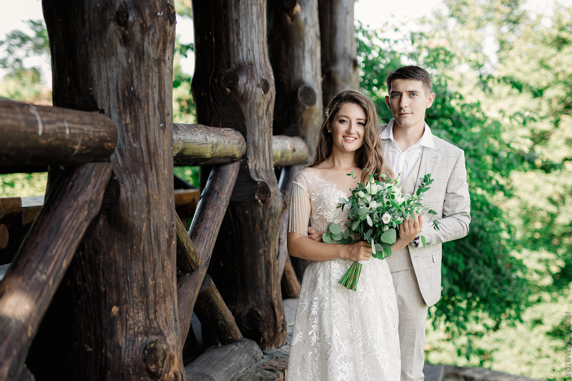 Свадебный фотограф. Свадебный репортажный и фуд фотограф в Барнауле Гайфулин Виталий