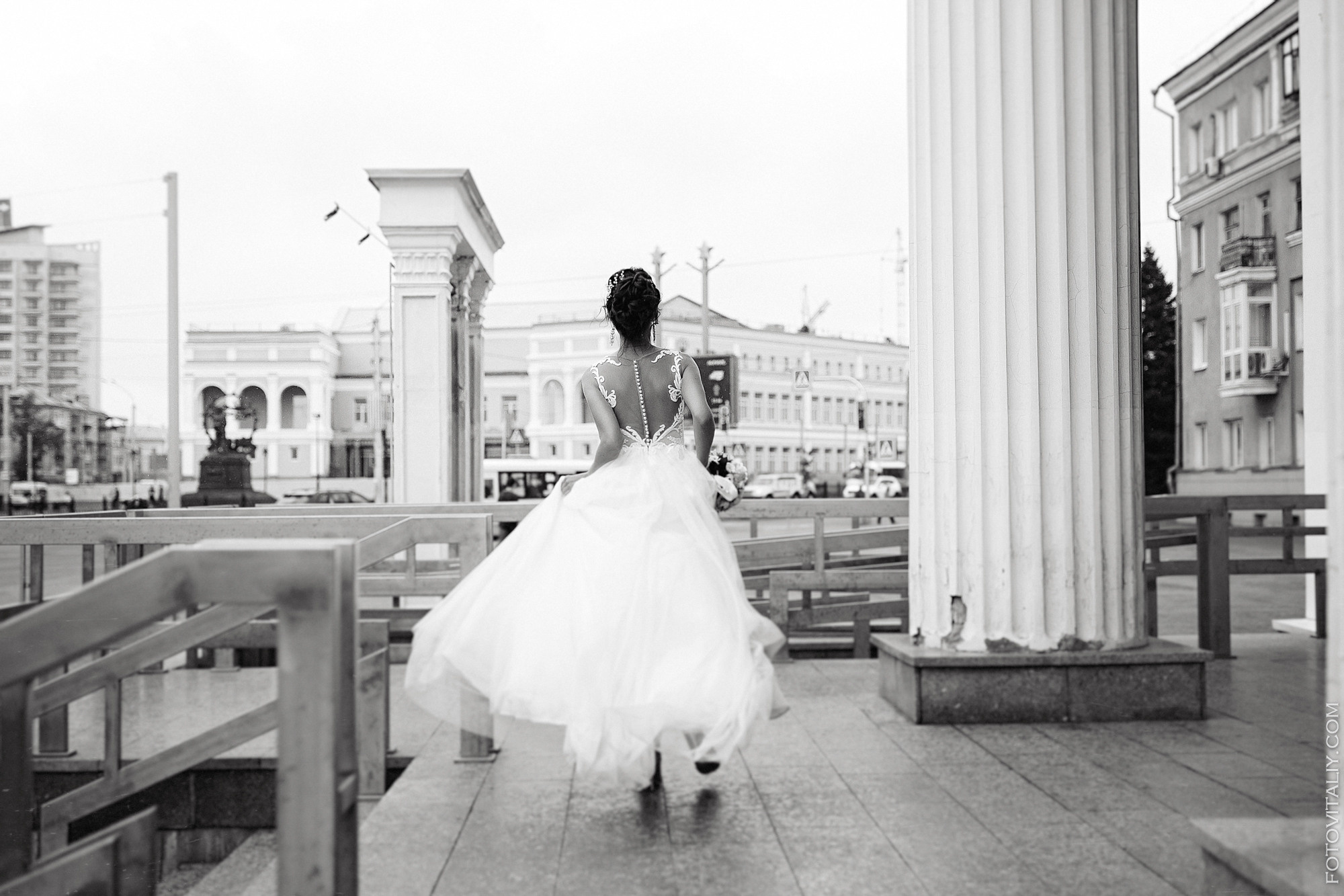 Фотограф на свадьбу в Барнауле. Свадебный репортажный и фуд фотограф в Барнауле Гайфулин Виталий