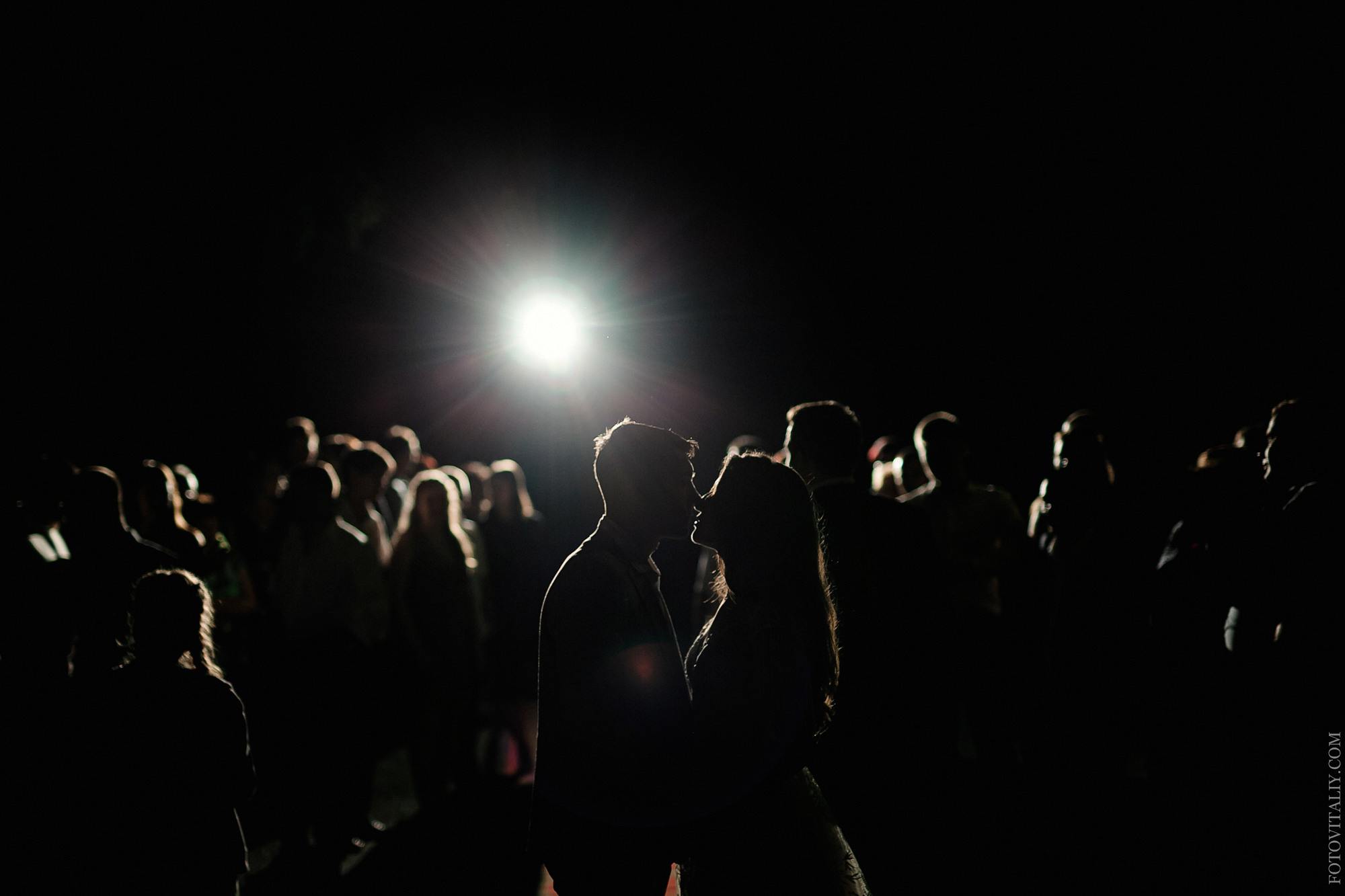 Свадебный фотограф. Свадебный репортажный и фуд фотограф в Барнауле Гайфулин Виталий