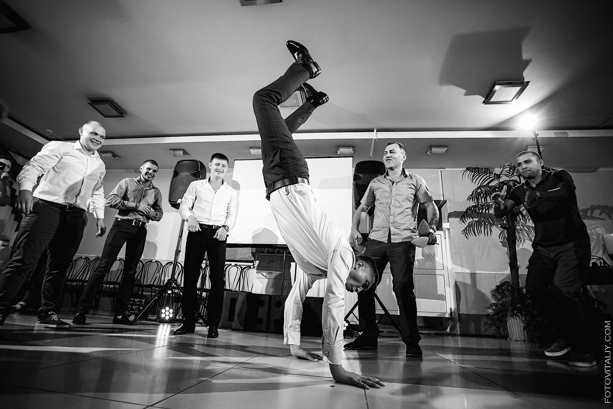 Свадебный фотограф барнаул Гайфулин Виталий. Свадебный репортажный и фуд фотограф в Барнауле Гайфулин Виталий